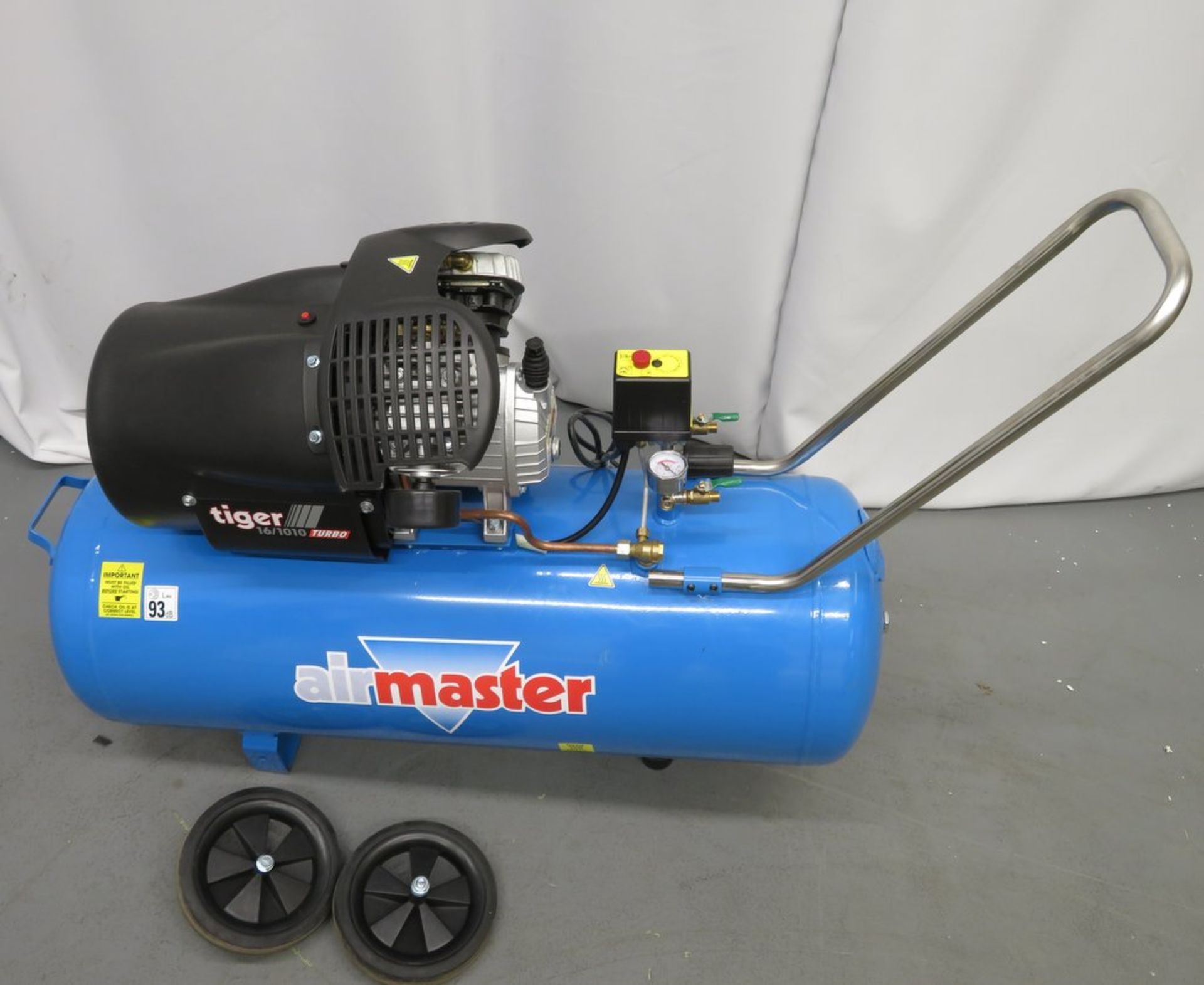 Airmaster Tiger 3hp 100 Litre Air Compressor. Model: 16/1010. - Image 2 of 11