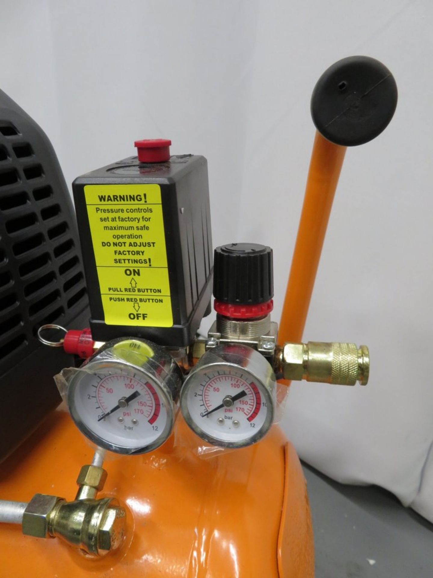 Impax 24 Litre Electrical Air Compressor. Model: IM201-24L. Oil Free. 230v. - Image 5 of 11