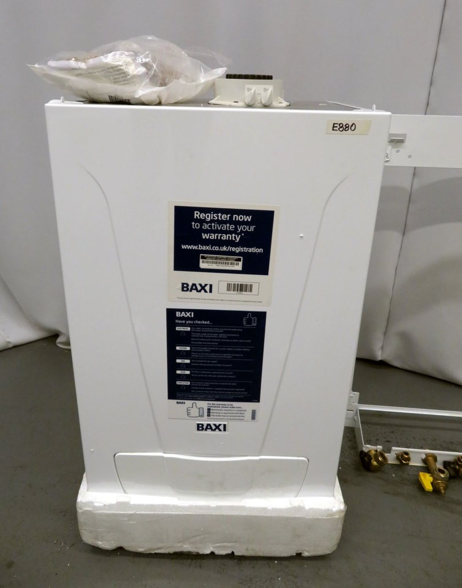 Baxi 40kw Eco Blue Advance Wall Mounted High Efficiency Boiler. Model: Advance 40 Combi. - Image 2 of 19