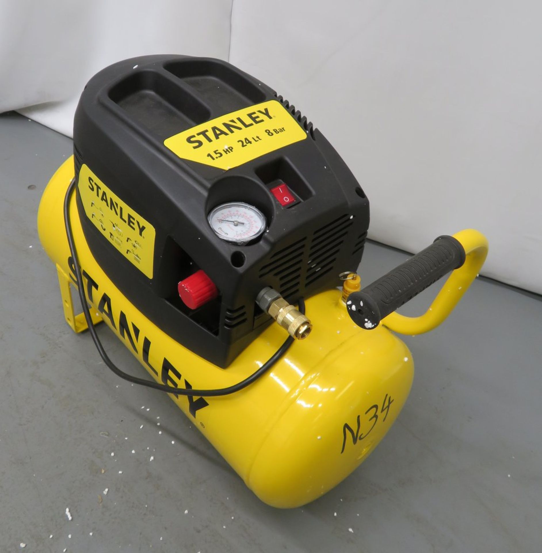 Stanley 24 Litre Electrical Air Compressor, With Accessories Kit. Model: 8216035SCR011. 230v. - Image 2 of 14