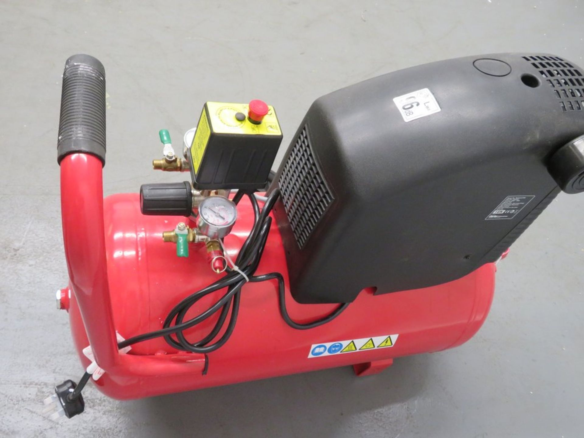 Clarke 7cfm 50Litre 2HP Oil Free Air Compressor. Model: Ranger 6/500. 230v. - Image 7 of 11