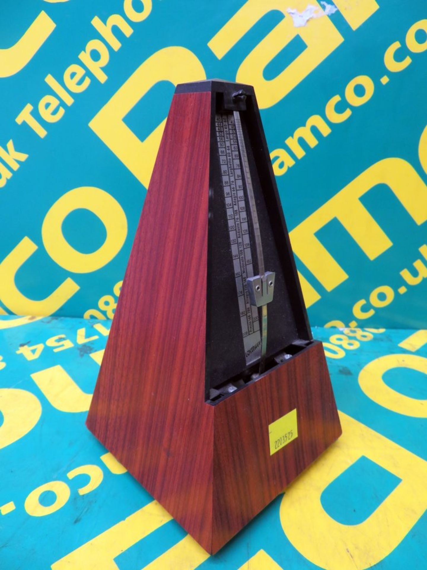 Wittner W814 Traditional Metronome With Bell. - Image 3 of 4