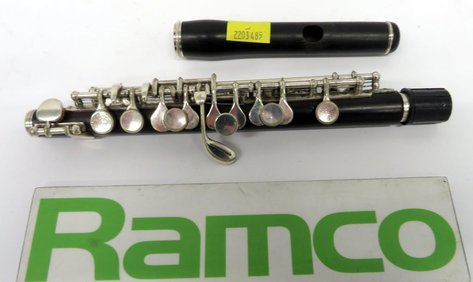 Yamaha 62 Piccolo Complete With Case. - Image 2 of 10