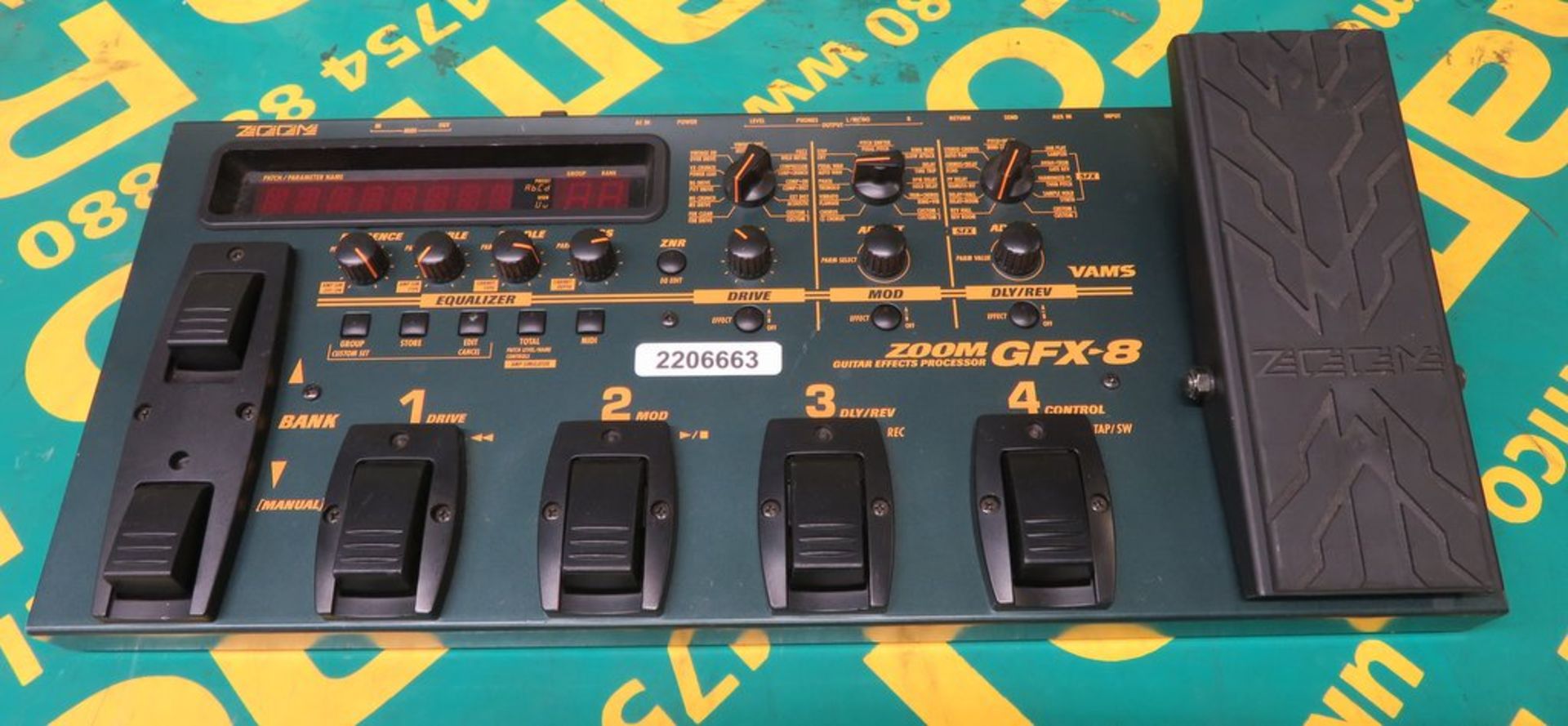 Zoom Guitar Effects Processor GFX-8.