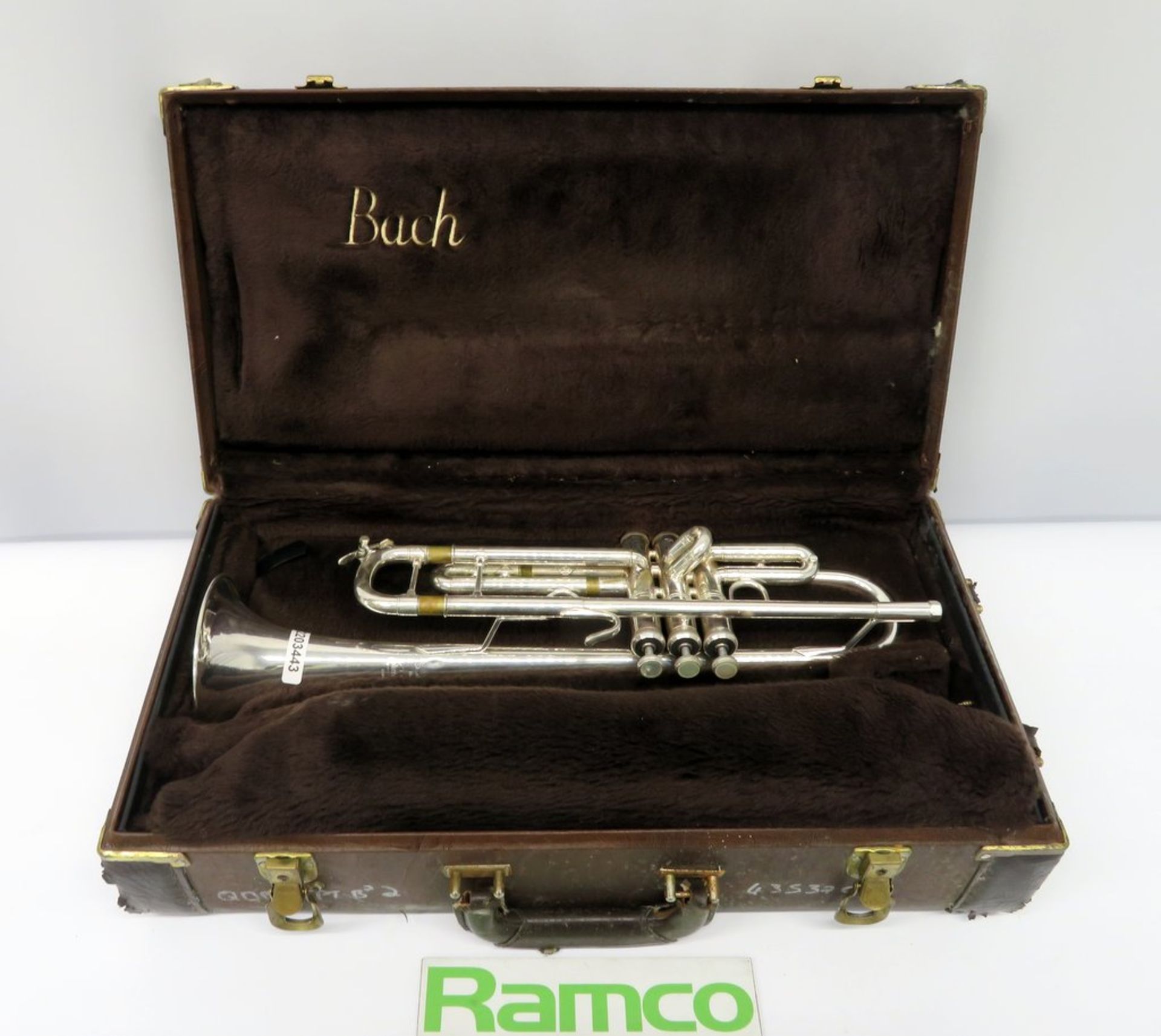 Bach Stradivarius 37 Trumpet Complete With Case.