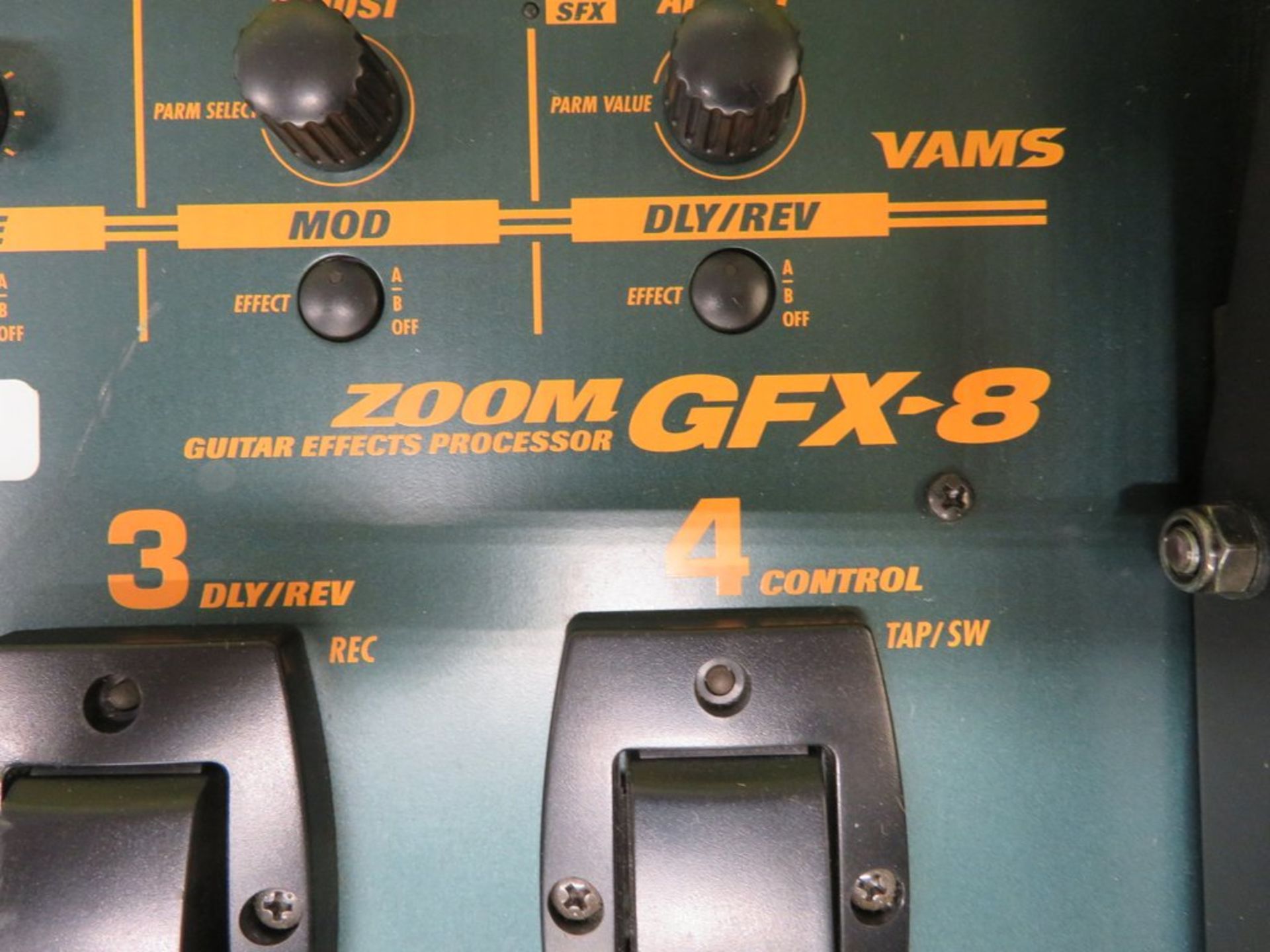 Zoom Guitar Effects Processor GFX-8. - Image 3 of 8