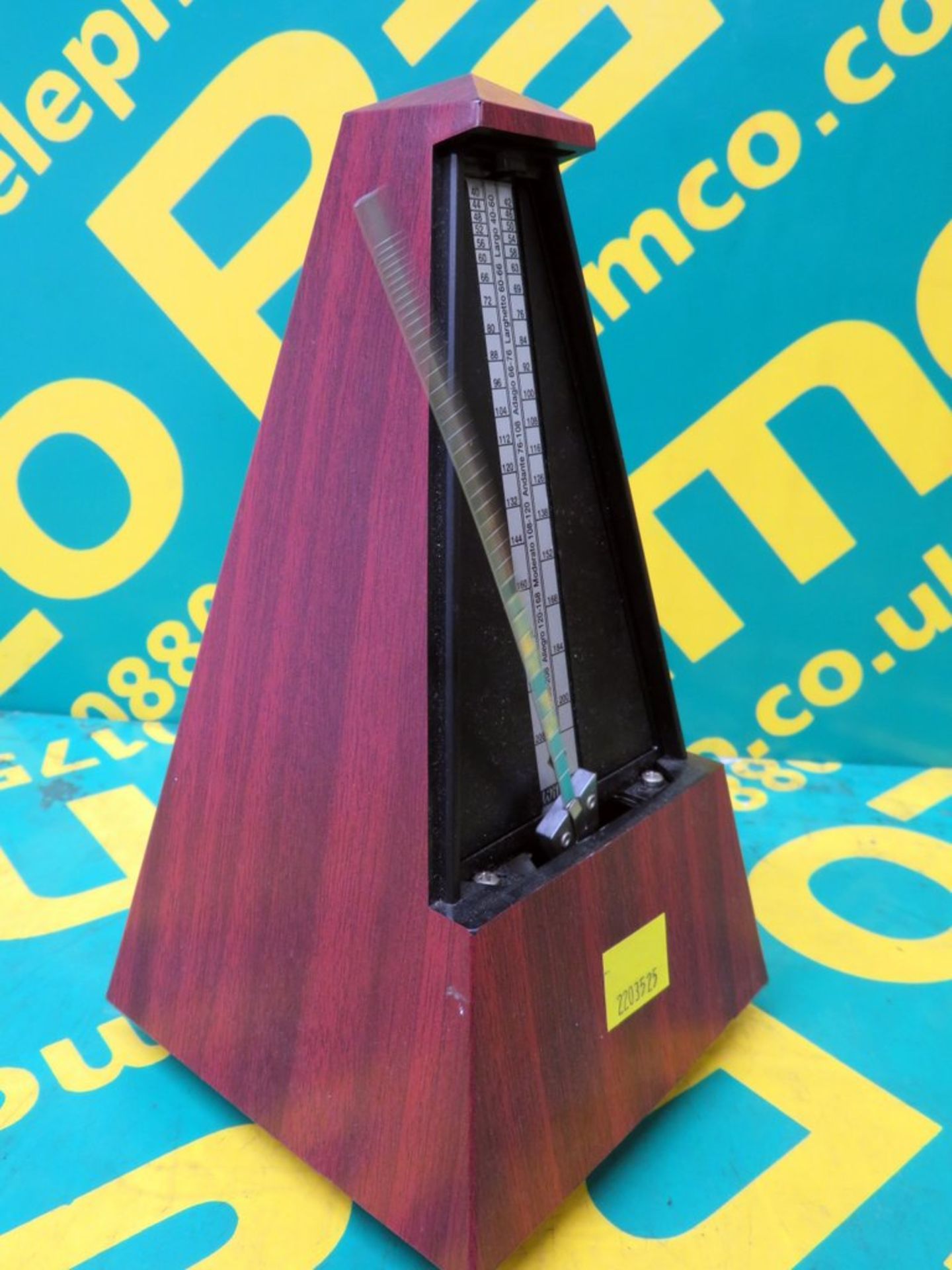 Wittner W814 Traditional Metronome With Bell. - Image 3 of 4