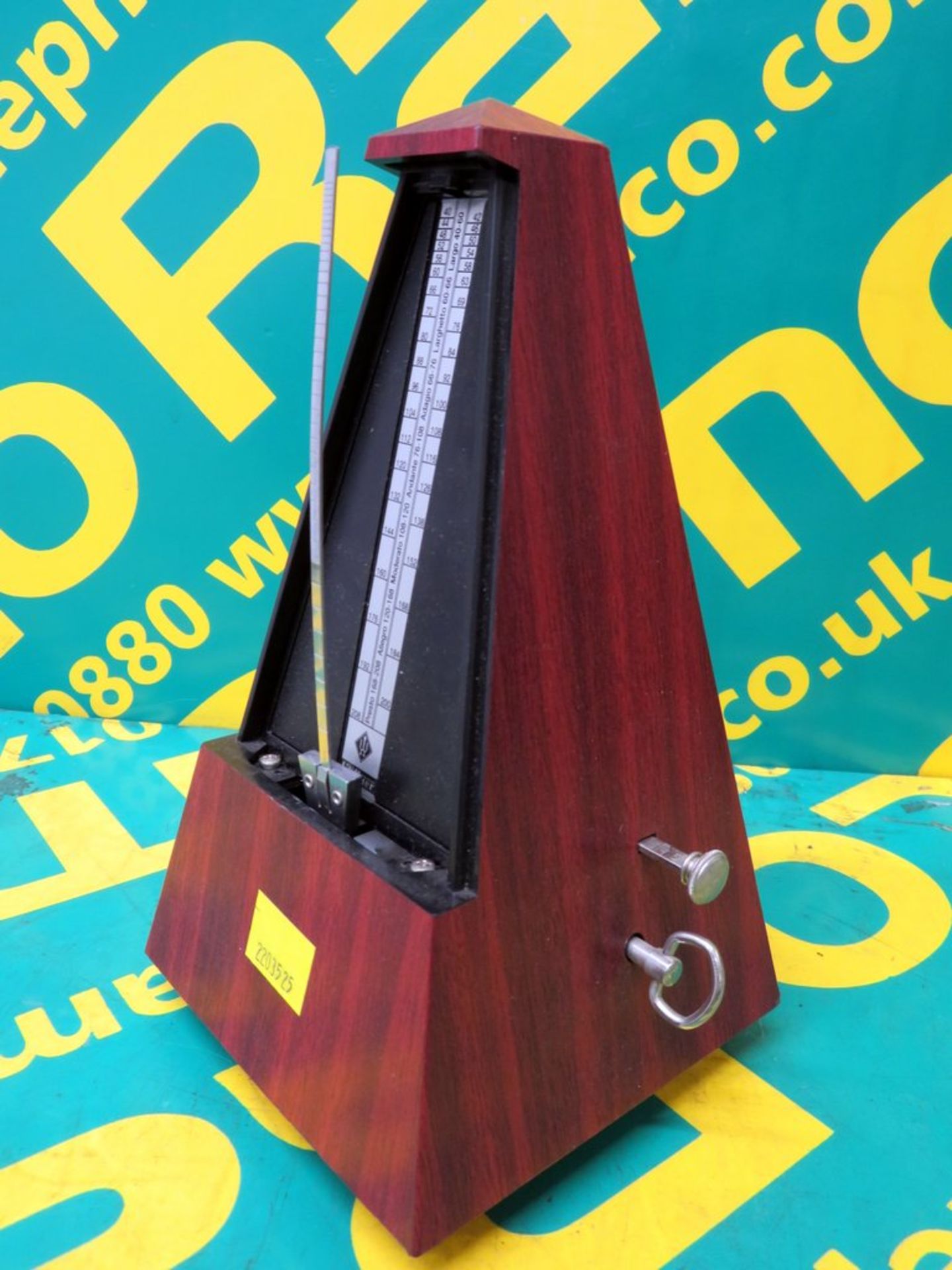 Wittner W814 Traditional Metronome With Bell. - Image 2 of 4