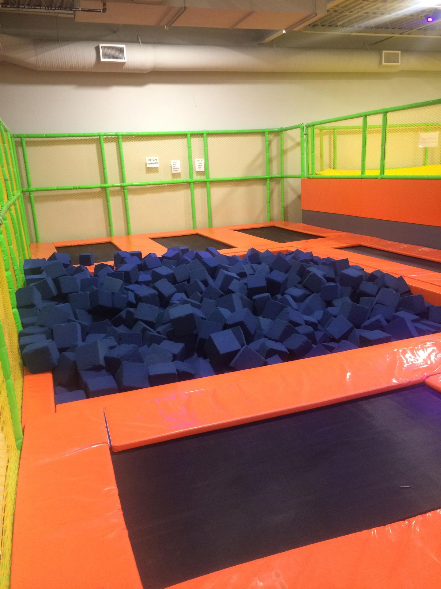 Complete Trampoline Park Play Center COMES WITH 40 ft sea can storage container - Image 4 of 7