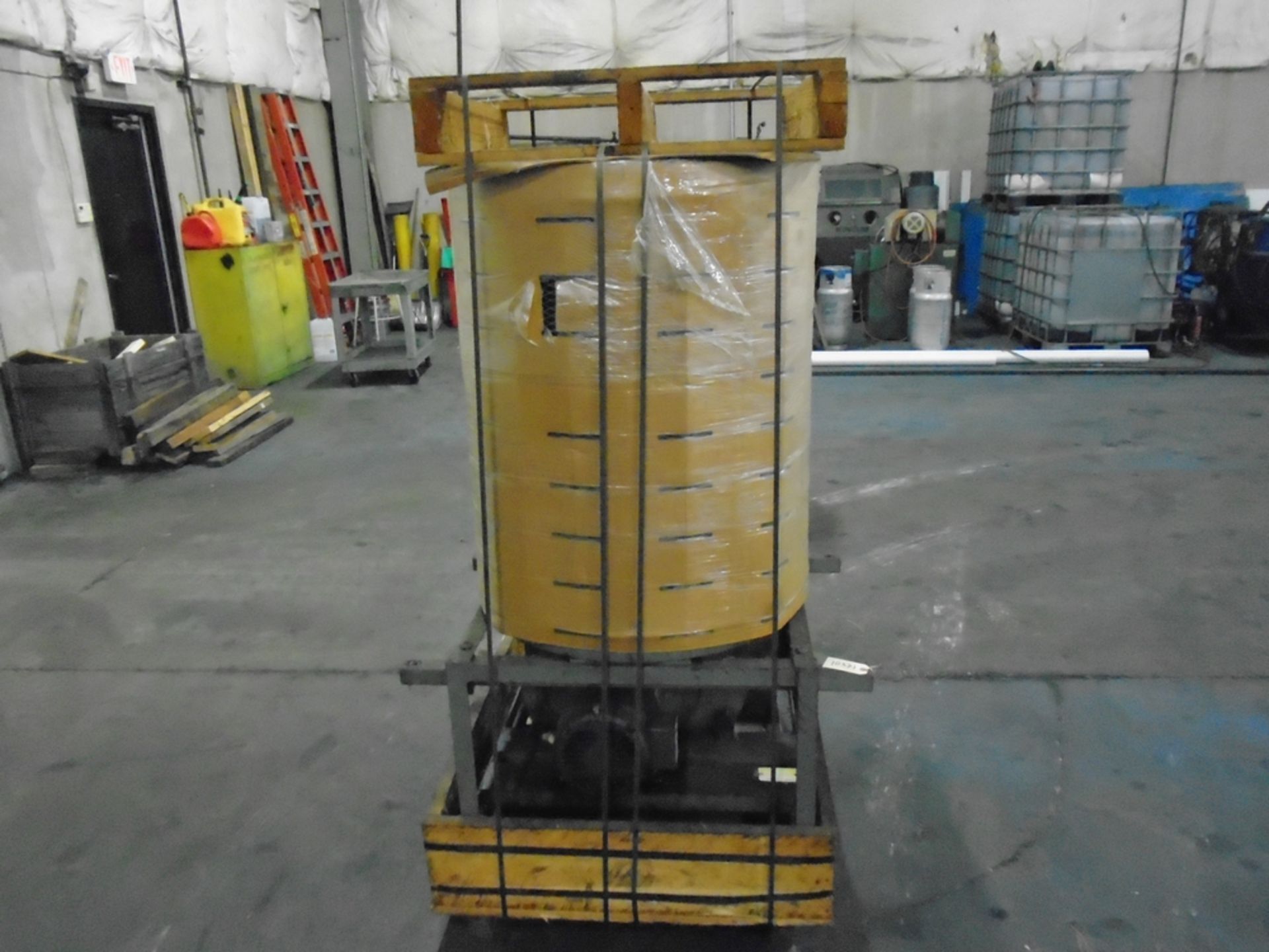 Aget VC-51 Mist/Dust Collector 27" dia x 35" H Mistkop 3 HP/230/460V 3PH We can provide loading