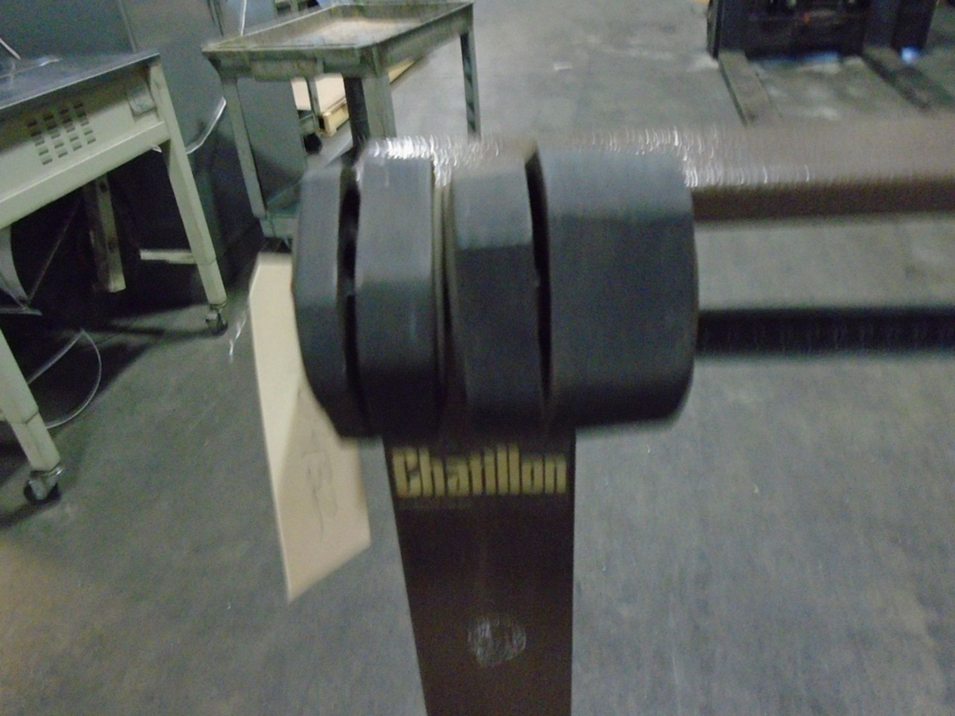 Chatillon 1000 Lbs. Roll Around Scale Model HB-1000-BA x 0.5 Lbs. Platform 27” x 18” Stock 10432 - Image 4 of 5