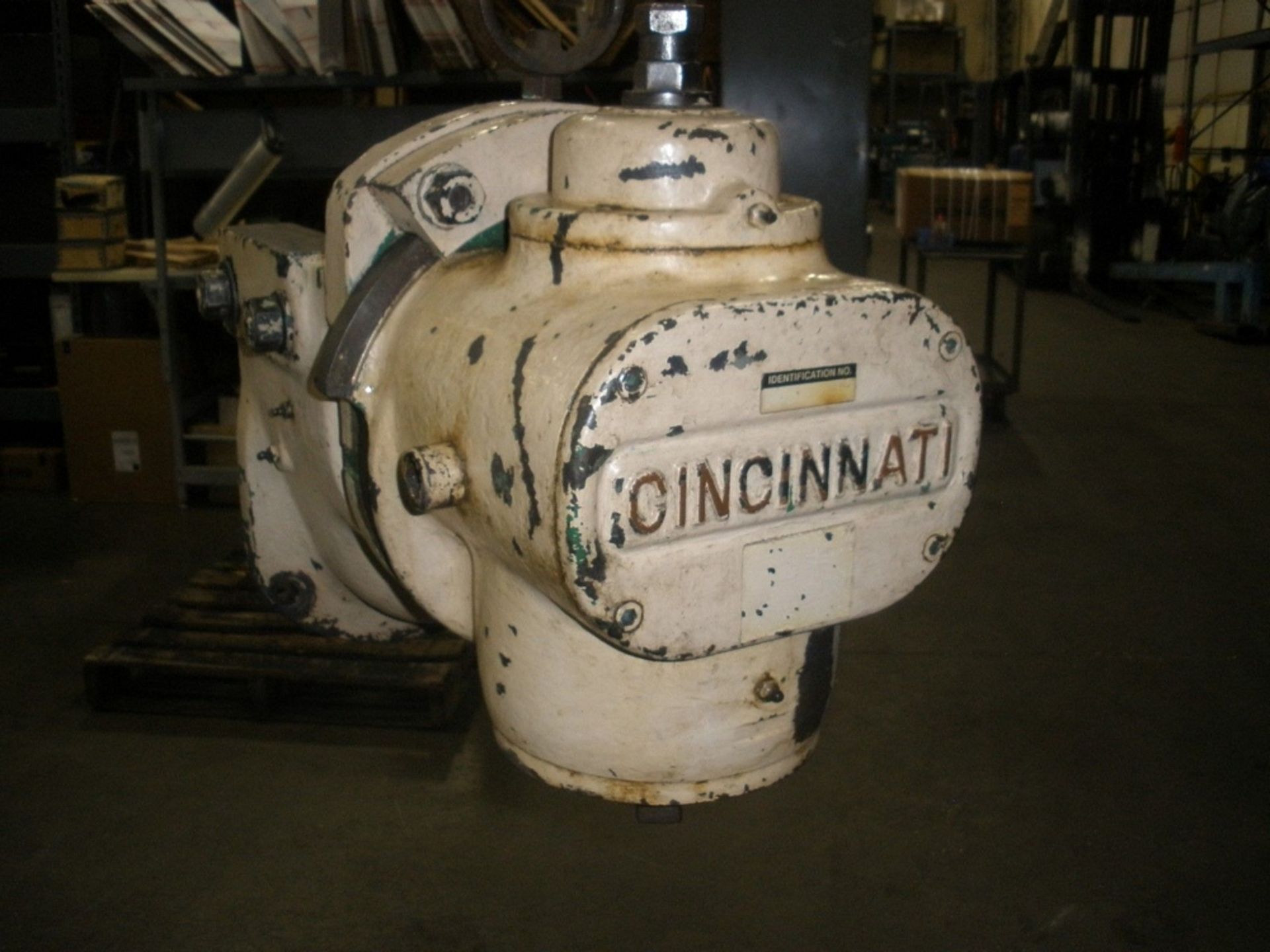 Cincinnati #50 Taper Vertical Milling Head Top Of The Dove Tail 6 1/8” Wide Bottom Of The Dove - Image 2 of 5