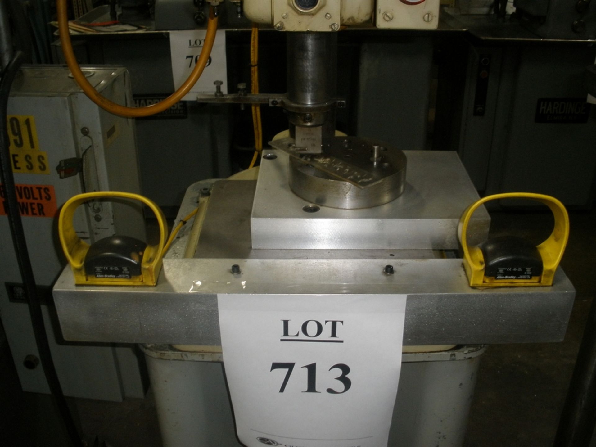 Cadillac Stamping / Marking Machine Model 52 We can provide loading for this item for a fee of $ - Image 3 of 5