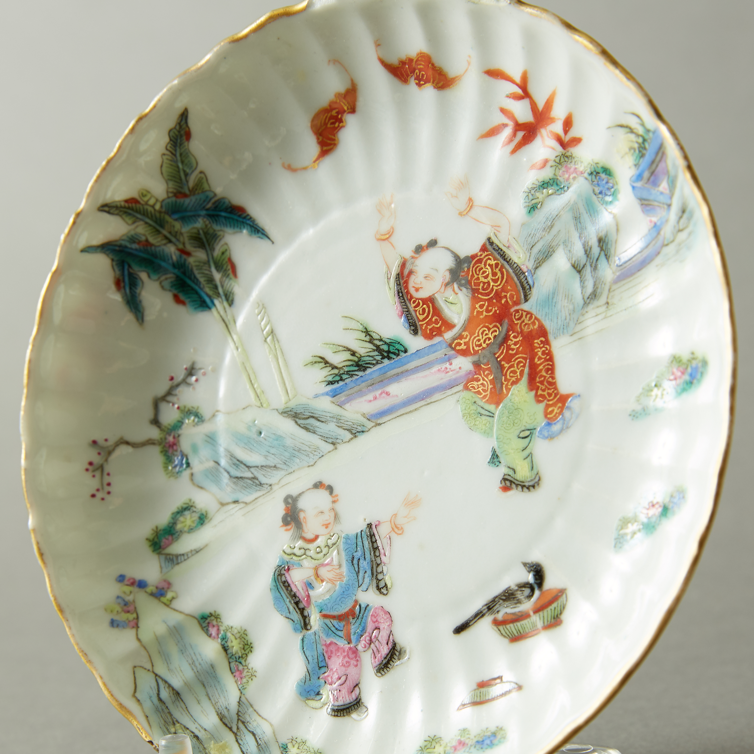 Grp 4: 19th c. Chinese Famille Rose Porcelain Plates Pill Box - Image 3 of 7