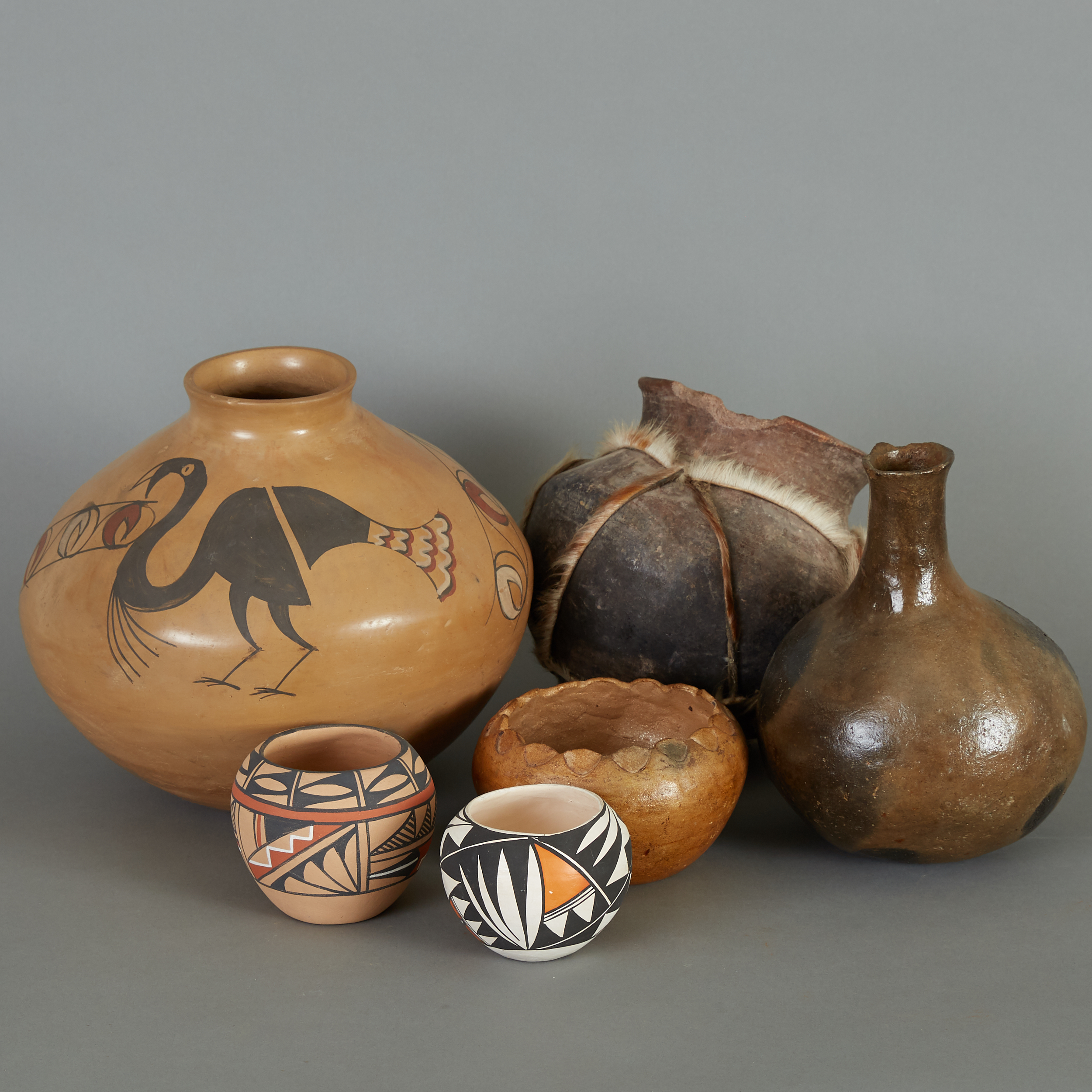 6 Native American Pots Pueblo Hopi Apache - Image 2 of 5