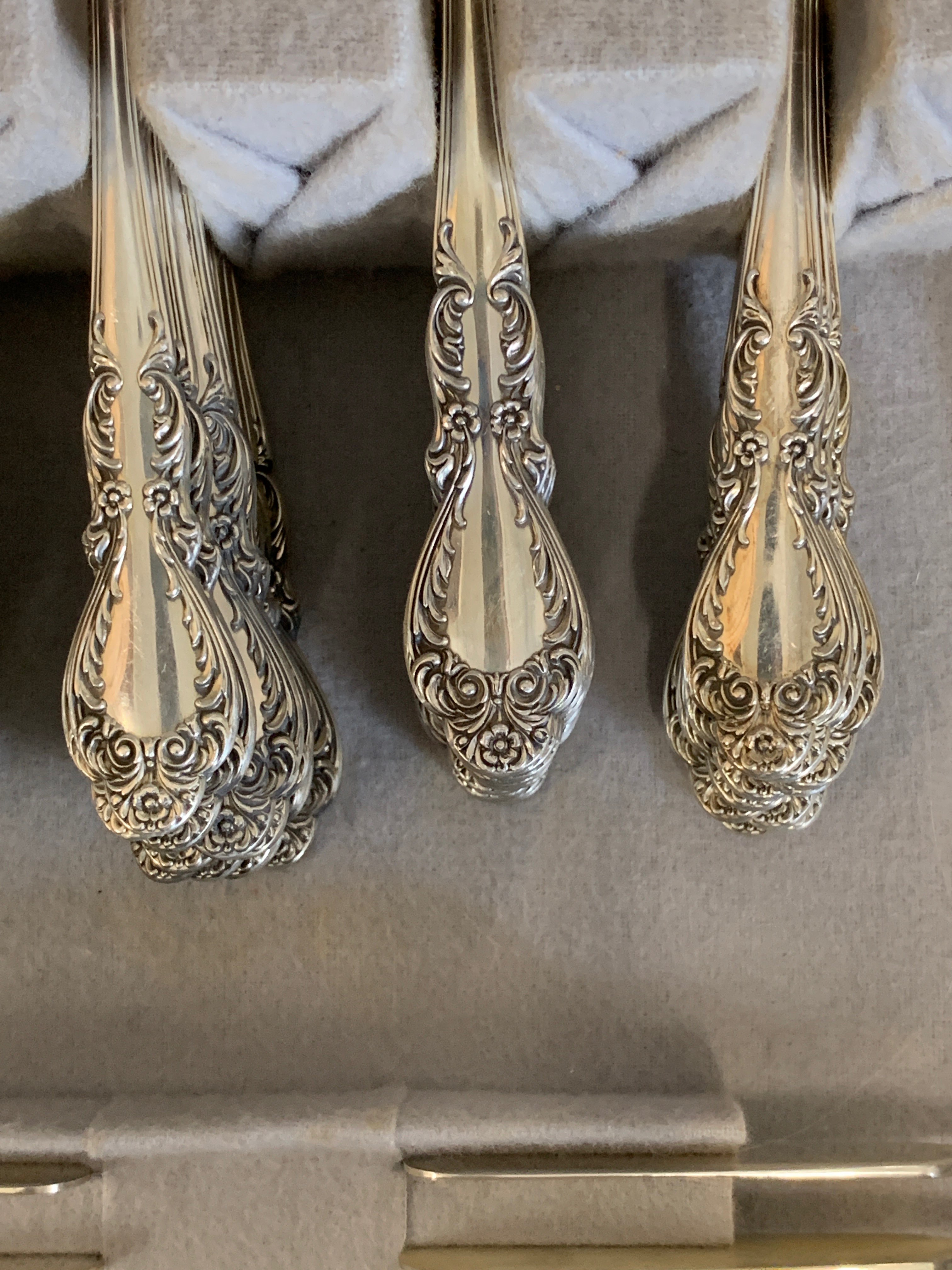 Rogers Sterling Silver Flatware Set Old Charleston Pattern - Image 2 of 5