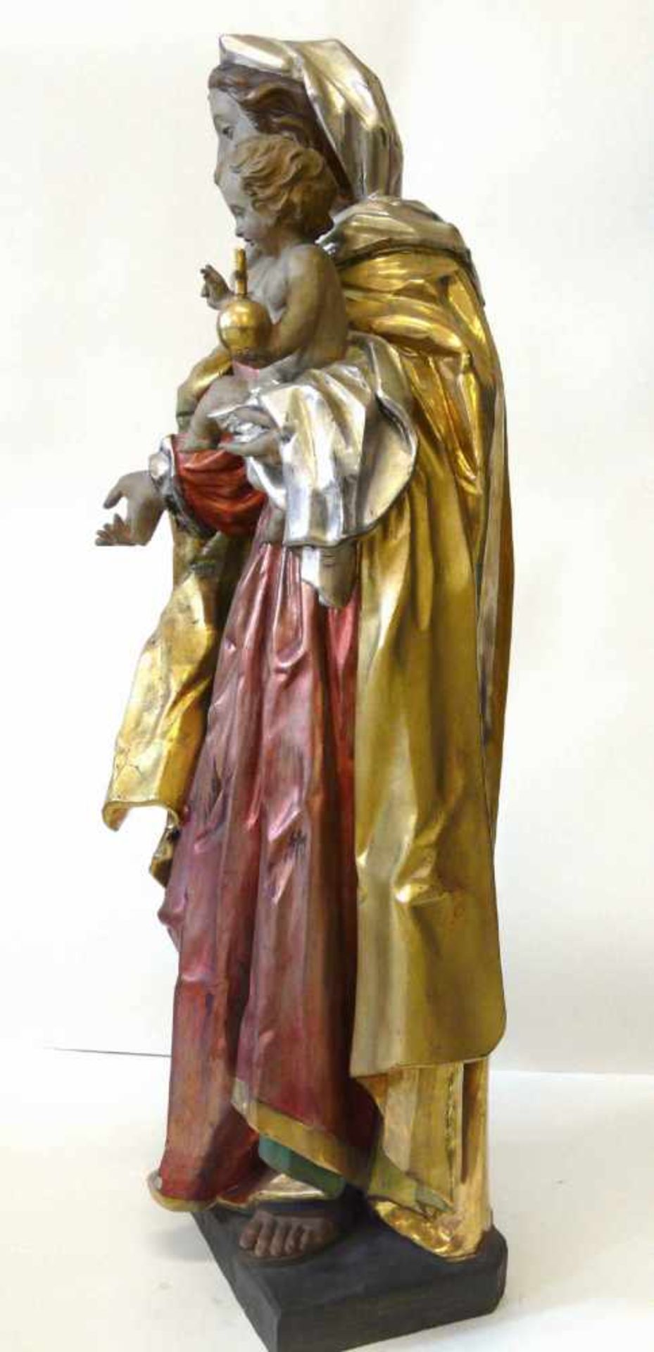 Skapulier - Madonna mit dem Jesusknaben Holz, plastisch geschnitzt, farbig und gold gefasst. Ein - Bild 2 aus 4