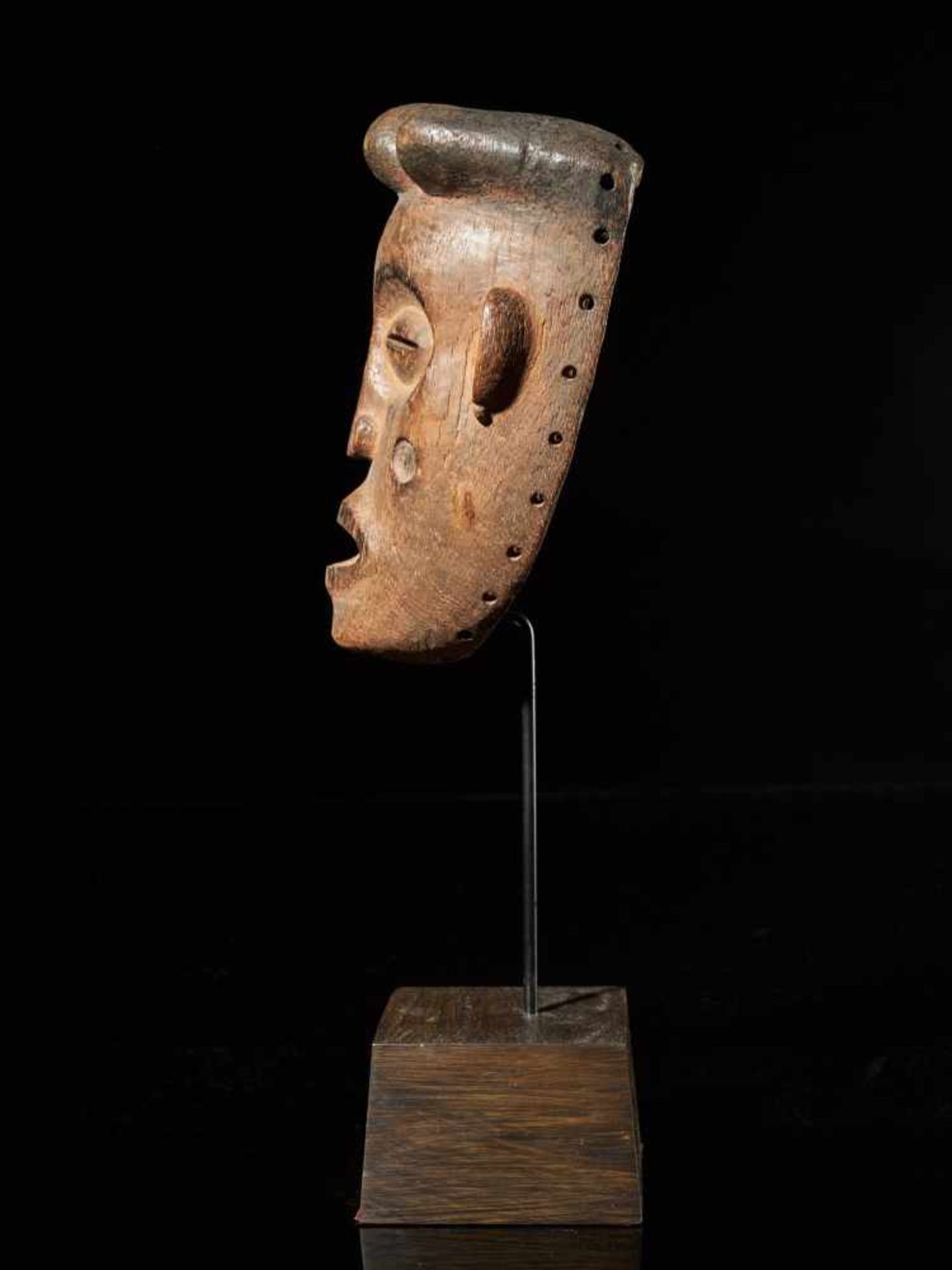 Face Mask with Forehead Scarification - Chokwe People, DRC - Tribal ArtFace Mask with Forehead - Bild 2 aus 5