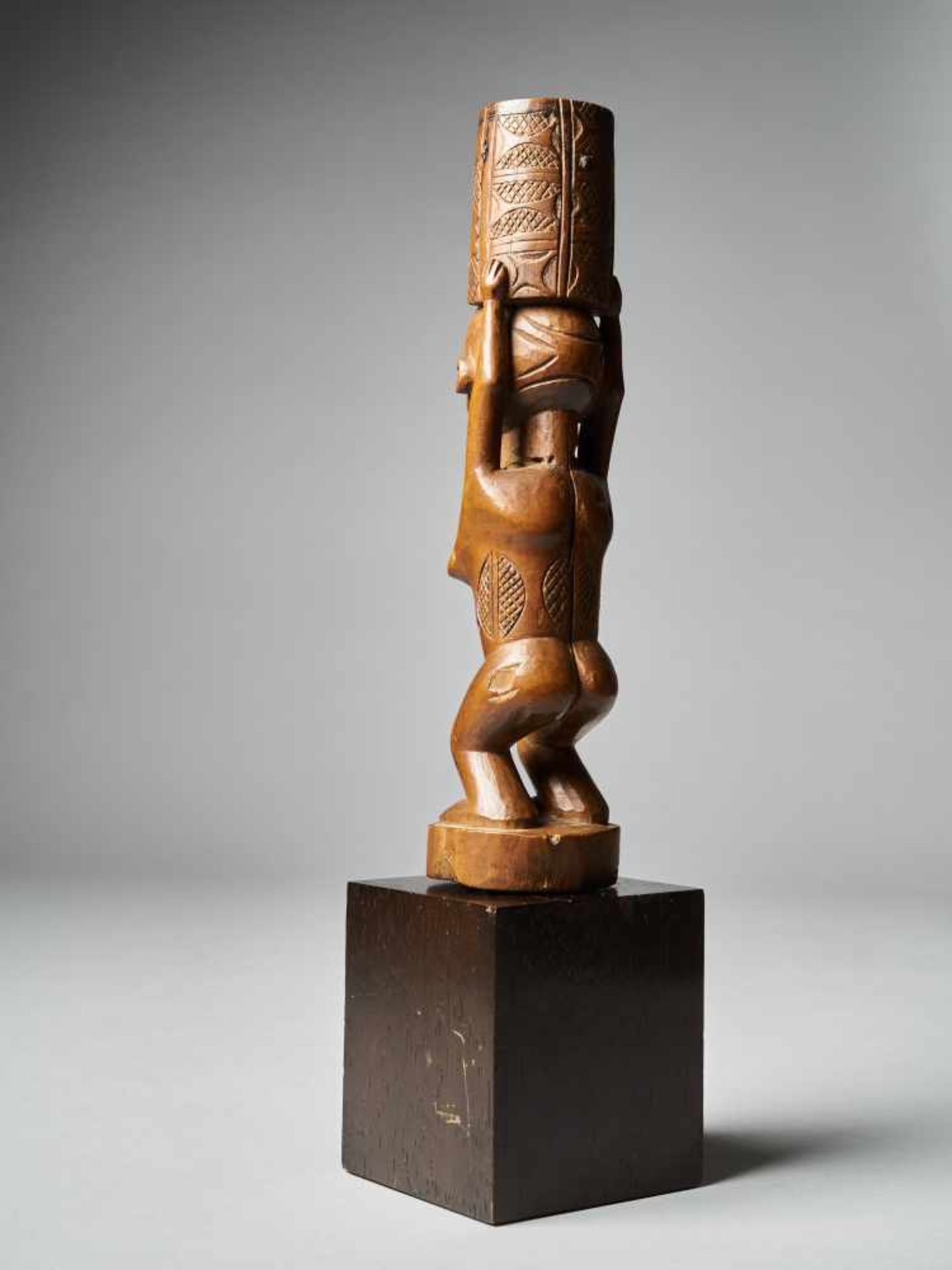 Standing Female Figure with scarifications - Dondo people, DRC - Tribal ArtStanding Female Figure - Bild 3 aus 6