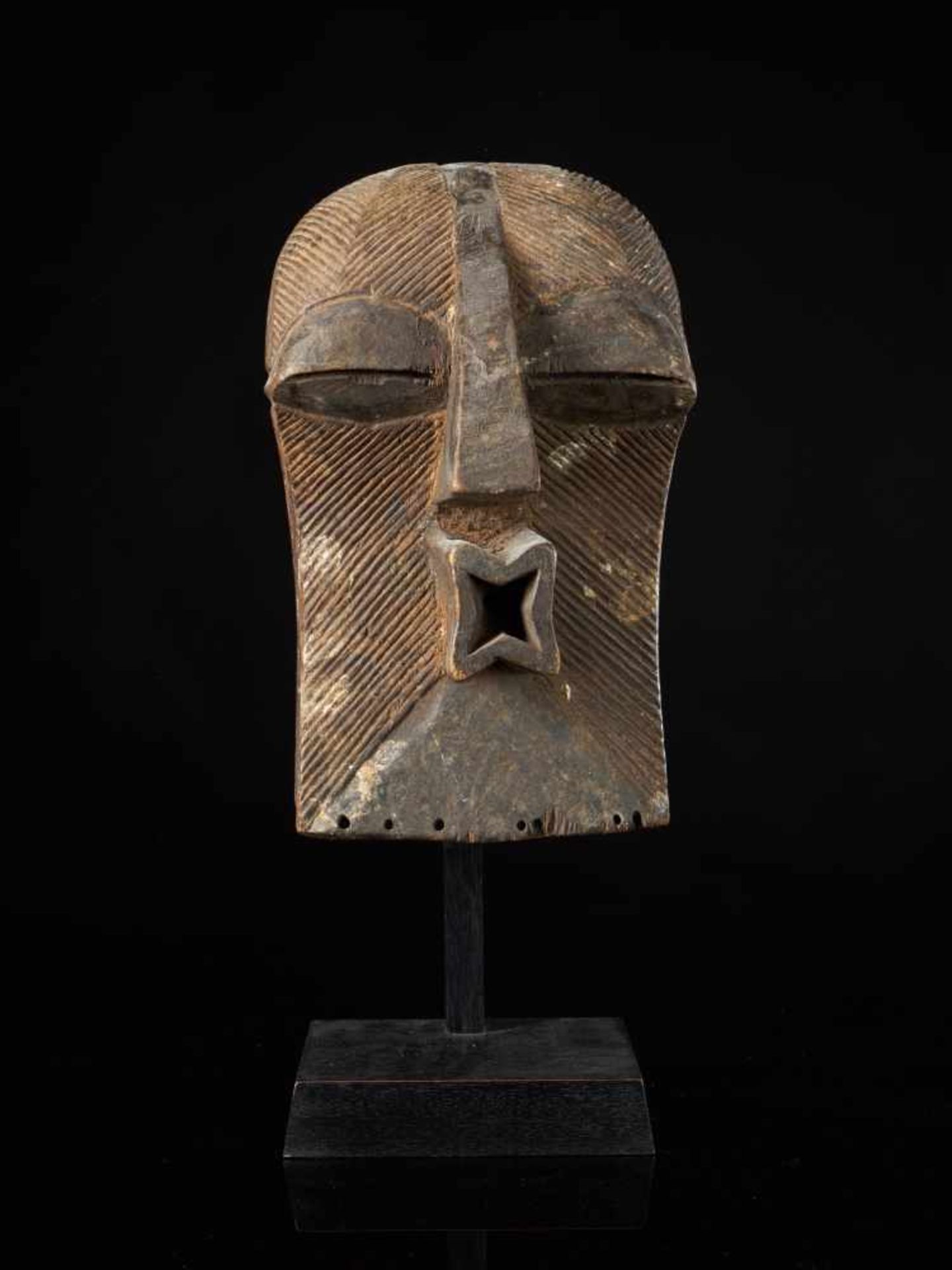 Female Kifwebe Mask - Songye People, DRC - Tribal ArtFemale Kifwebe Mask - Songye People, DRCDated - Bild 5 aus 5