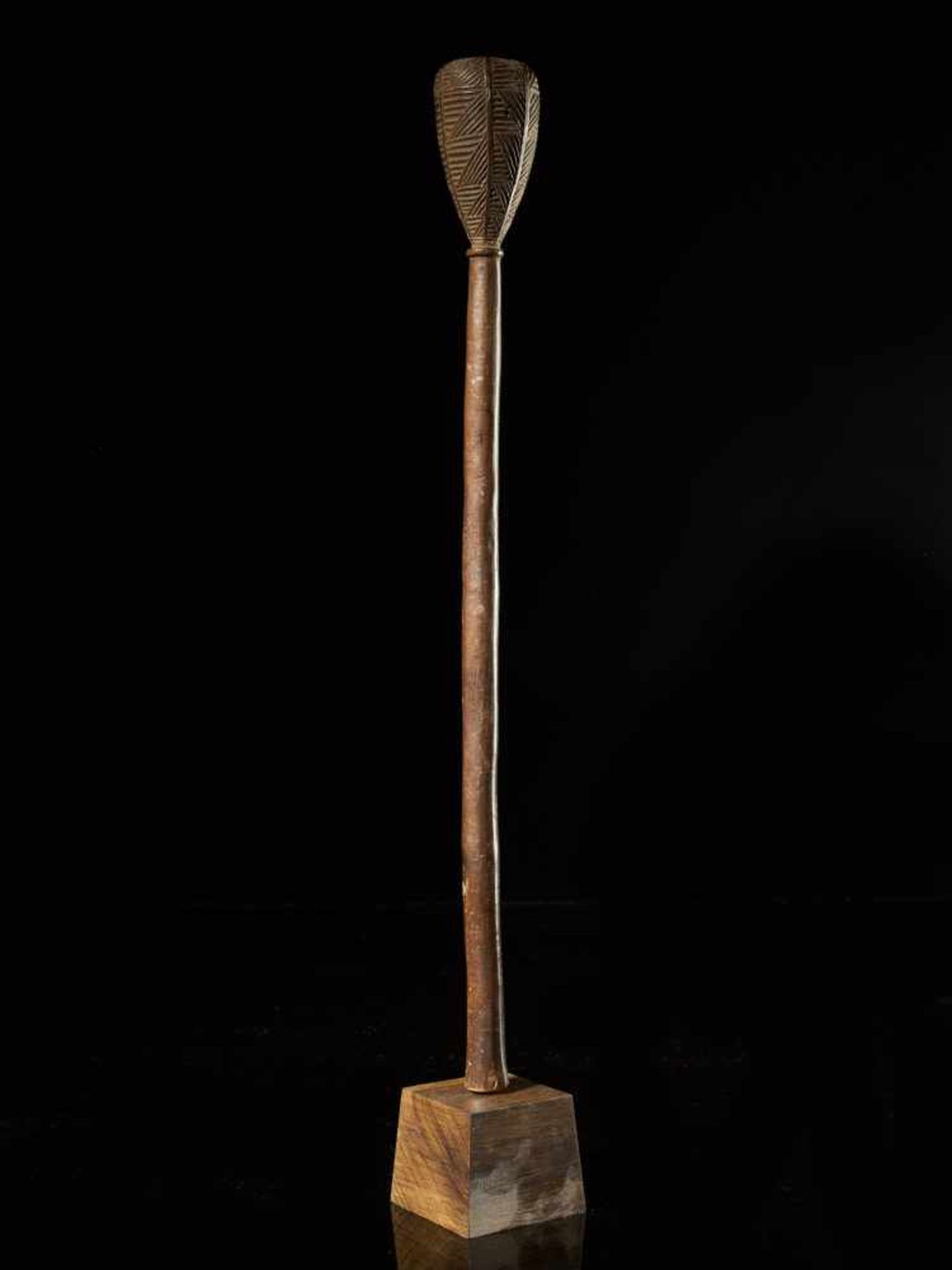 Wooden Fighting Stick - Chokwe People, DRC - Tribal ArtWooden Fighting Stick - Chokwe People, - Bild 3 aus 4