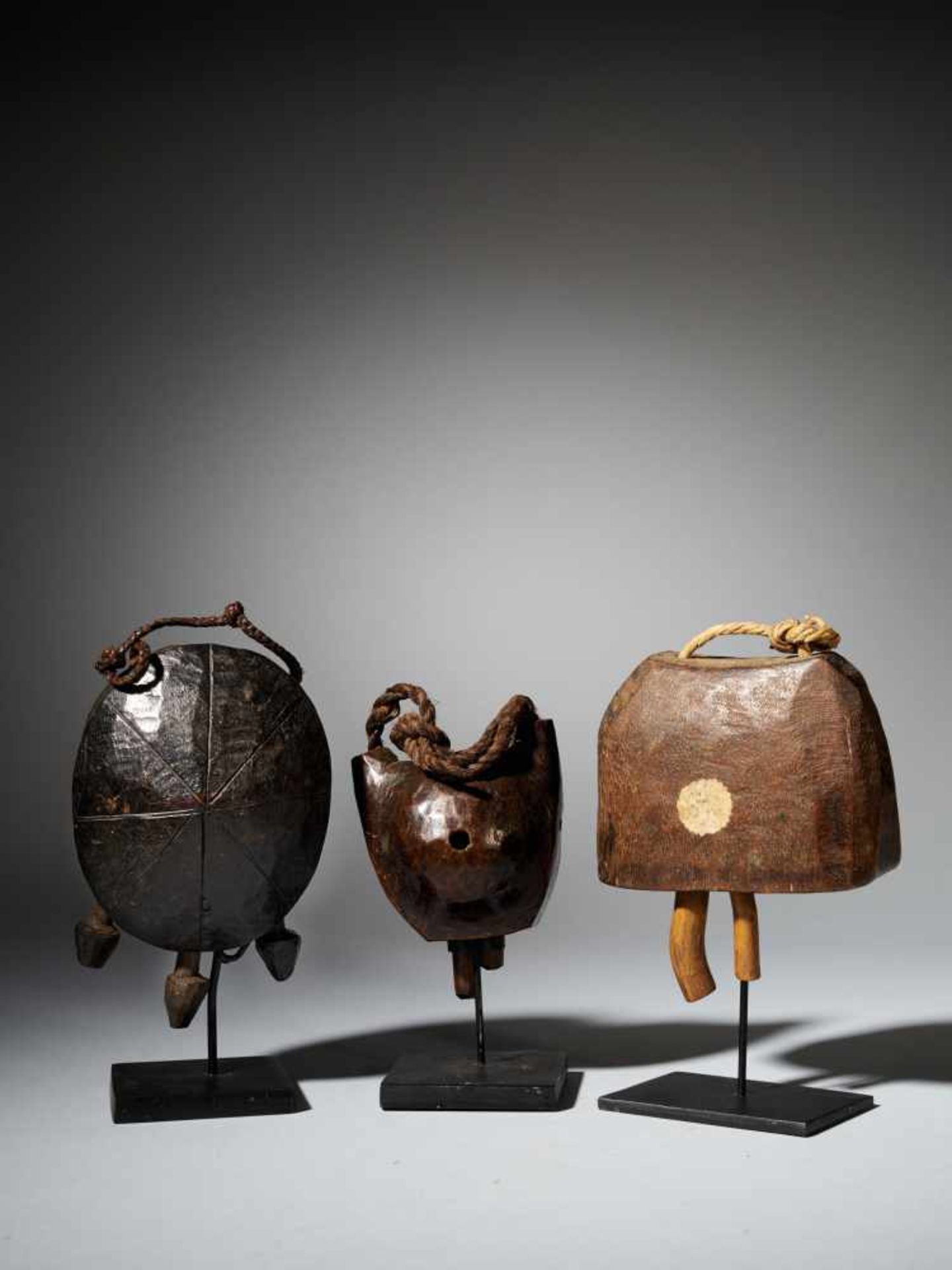 Three hunting bells - Kongo people, DRC - Tribal ArtTo maintain contact with other hunters and their