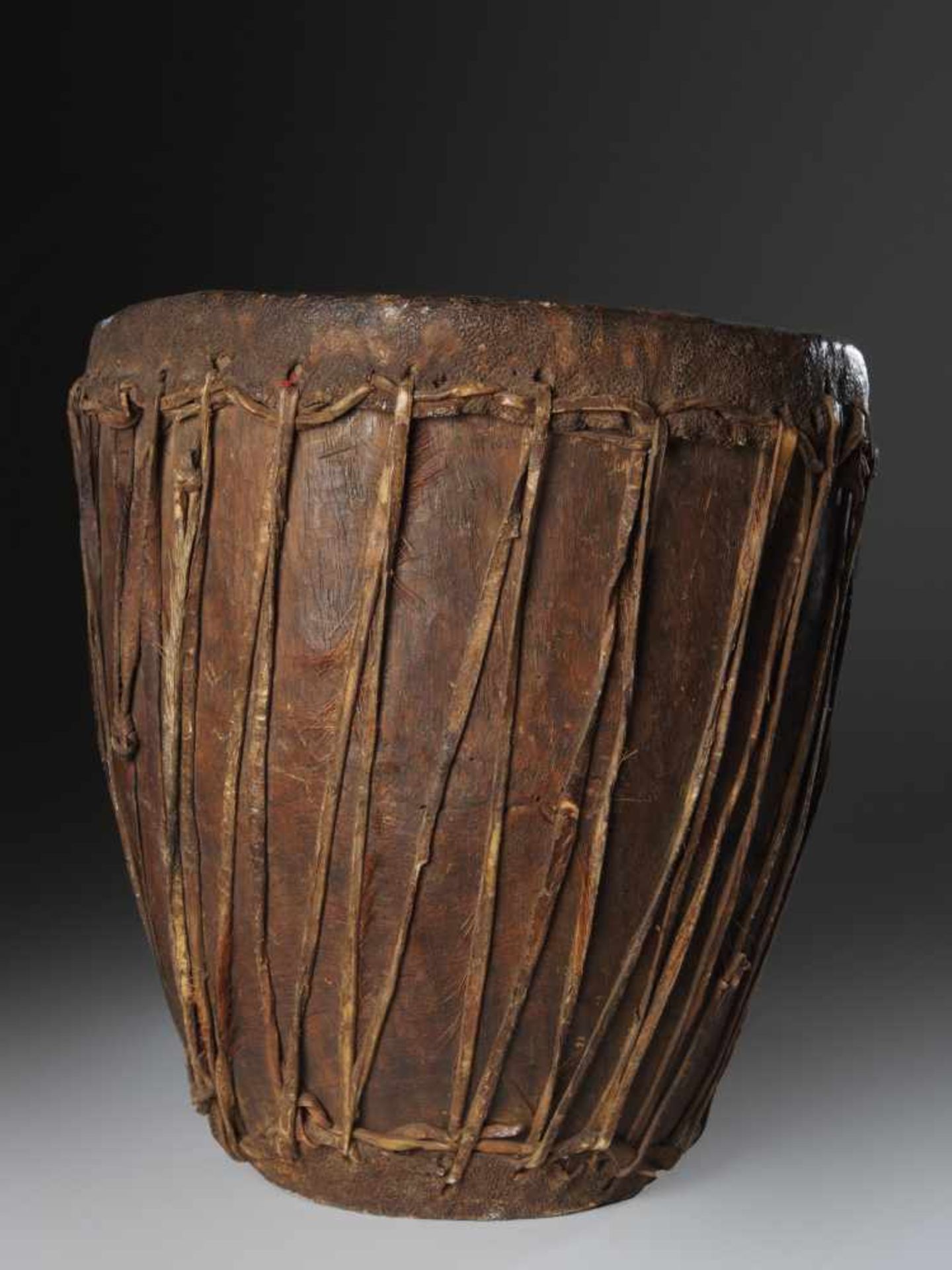 Handcarved Authentic Drum - Kongo People, DRC - Tribal ArtHandcarved Authentic Drum - Kongo - Image 3 of 3