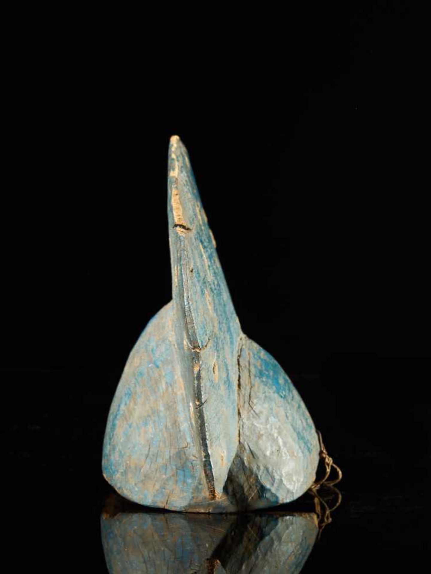 Blue Painted Wooden Hat - Senofo People, Ivory Coast - Tribal ArtBlue Painted Wooden Hat - Senofo - Image 3 of 3
