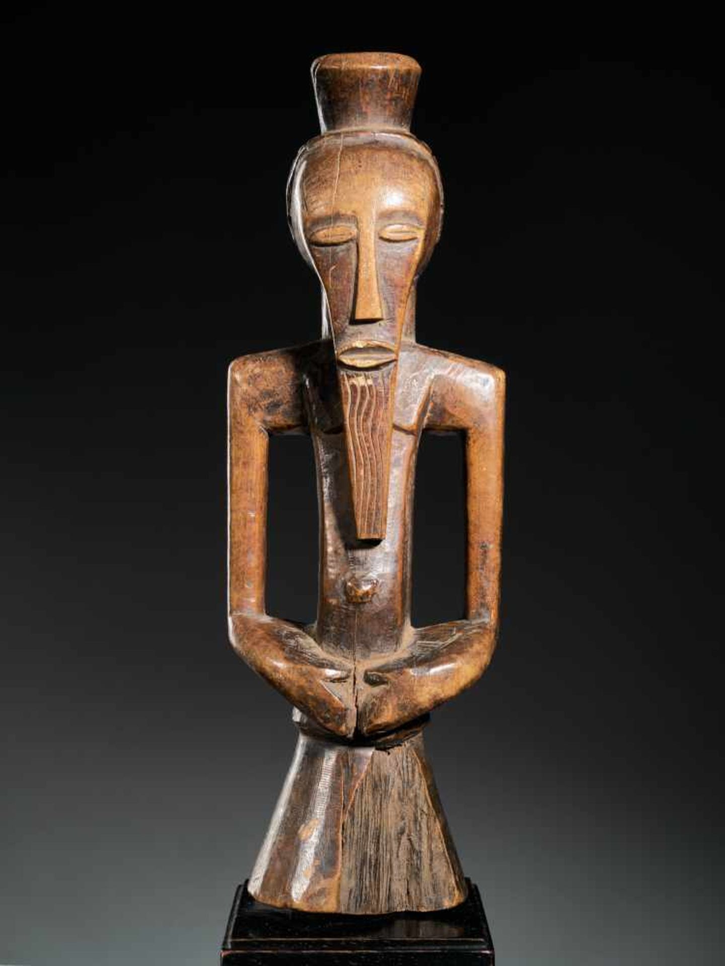 Janiform Power Figure - Kusu People, DRC - Tribal ArtJaniform Power Figure with nice usage patina.