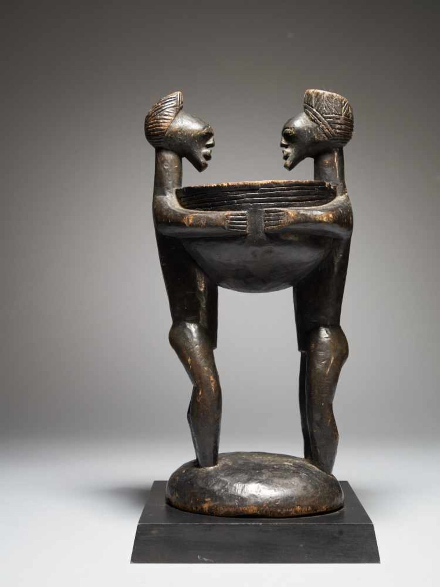 Rare Bowl carried by Standing Figures - Songye People, DRC - Tribal ArtA Rare Bowl carried by
