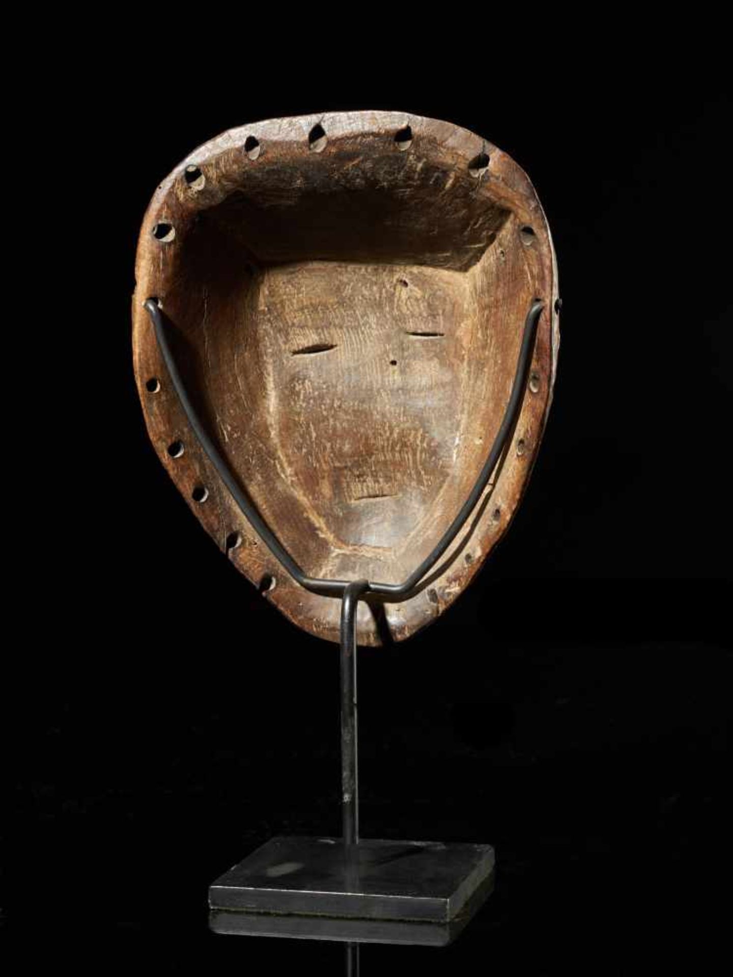 Face Mask - Chokwe/Ovinbundu People, Angola - Tribal ArtFace Mask - Chokwe/Ovinbundu People, - Bild 3 aus 4