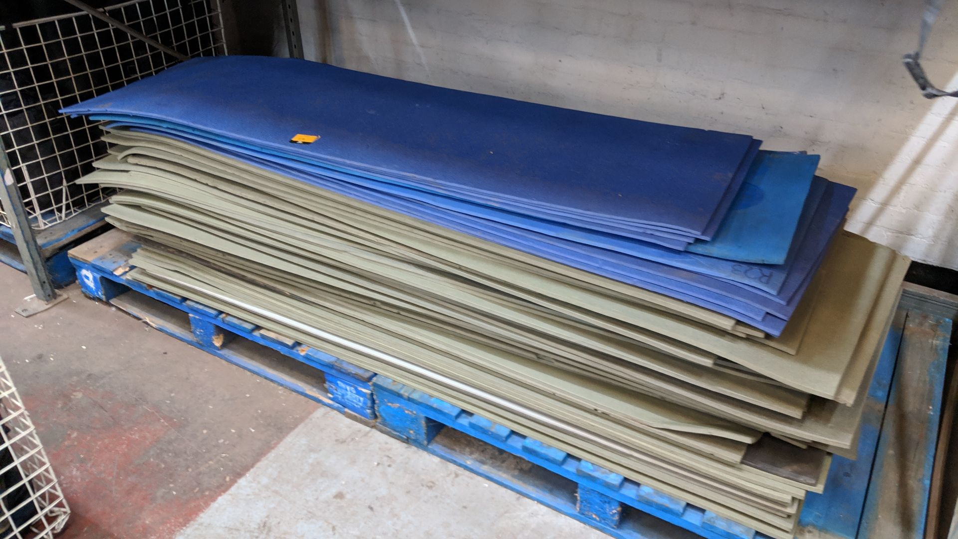 Stack of very approx. 50 foam sleeping mats IMPORTANT: Please remember goods successfully bid upon - Image 3 of 4