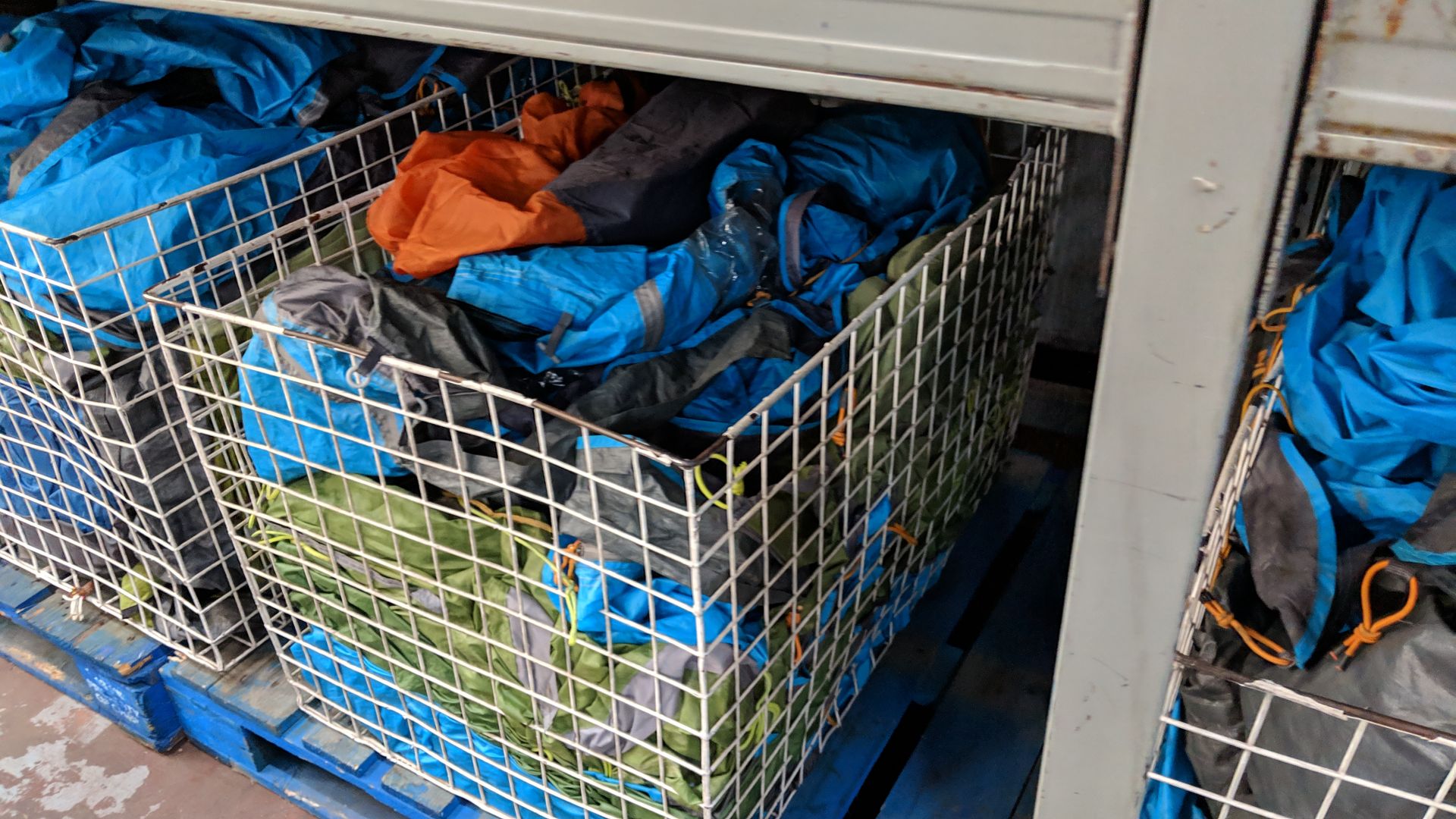Contents of 5 large cages of assorted groundsheets, tarps & other camping related items - cages - Image 6 of 17
