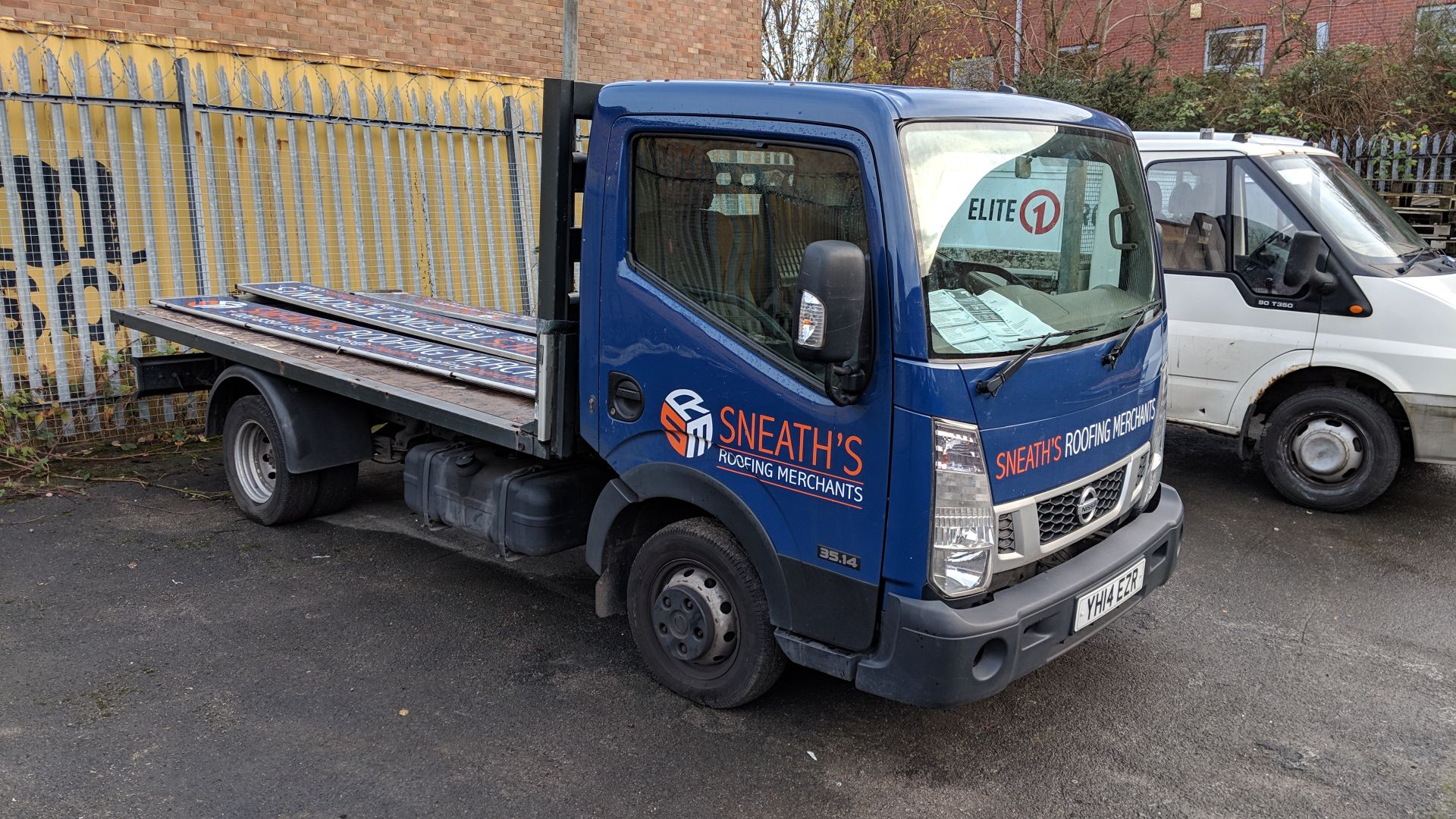 2014 Nissan NT400 Cabstar 35.14 MWB dropside - Image 19 of 20