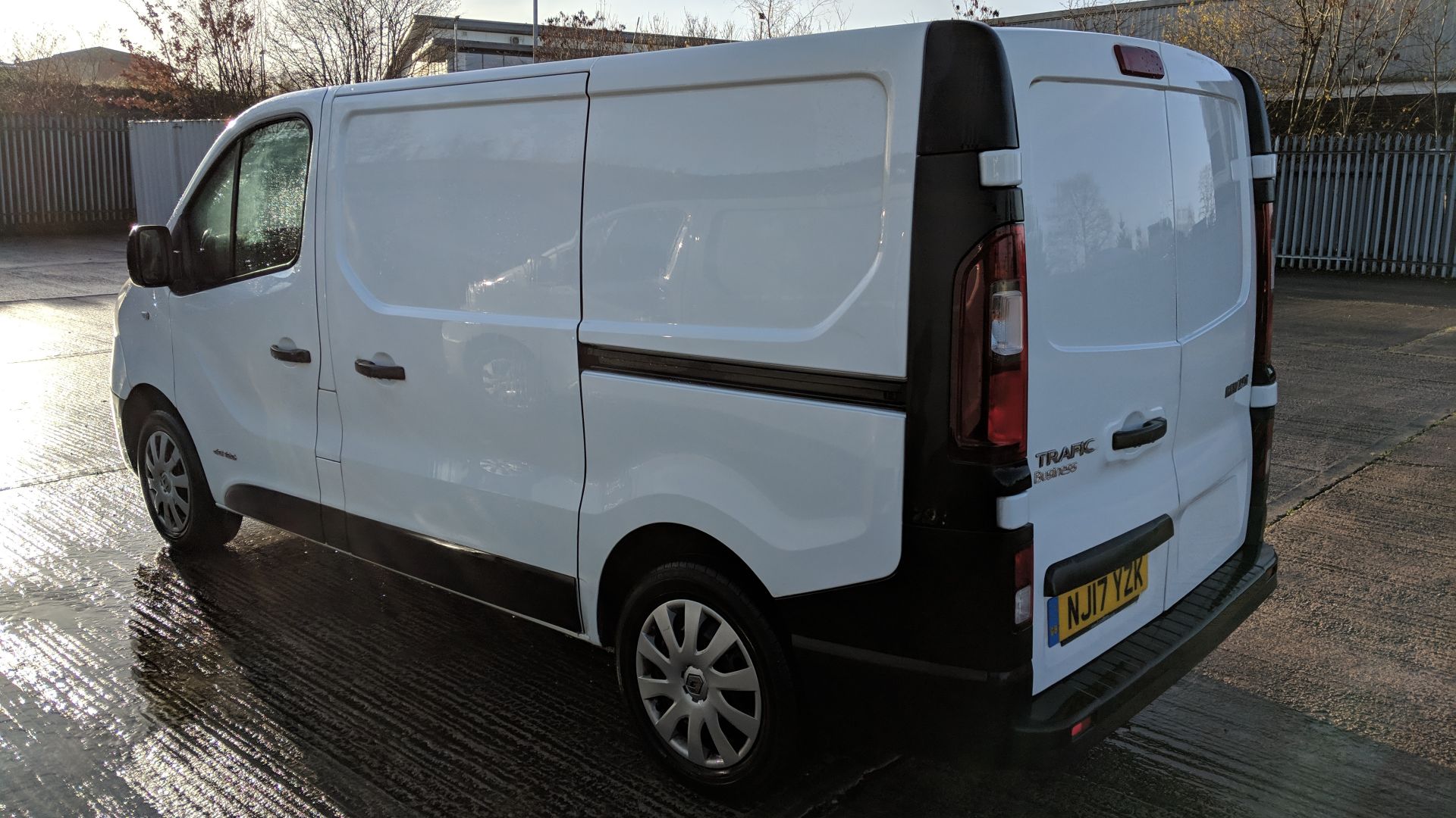 2017 Renault Trafic SL27 DCi 120 Business panel van - Image 3 of 28