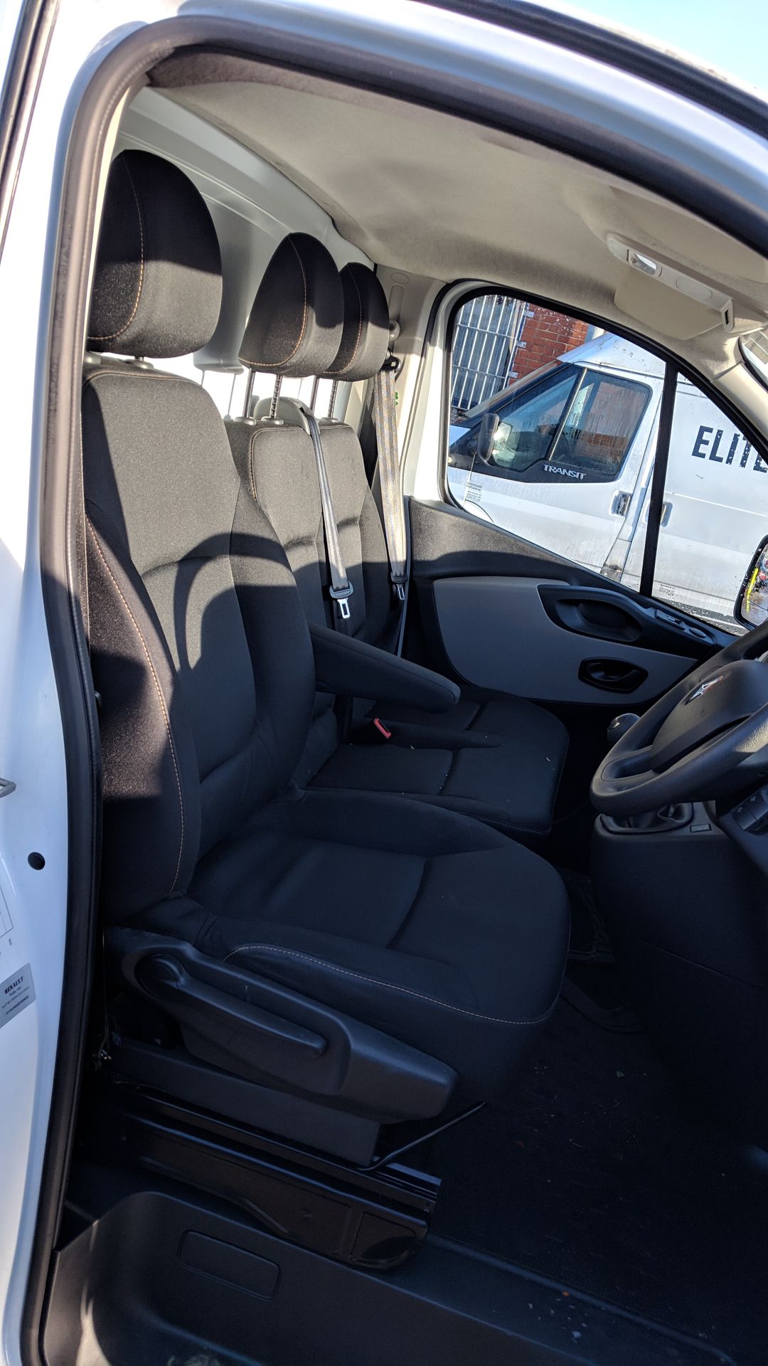 2017 Renault Trafic SL27 DCi 120 Business panel van - Image 21 of 25