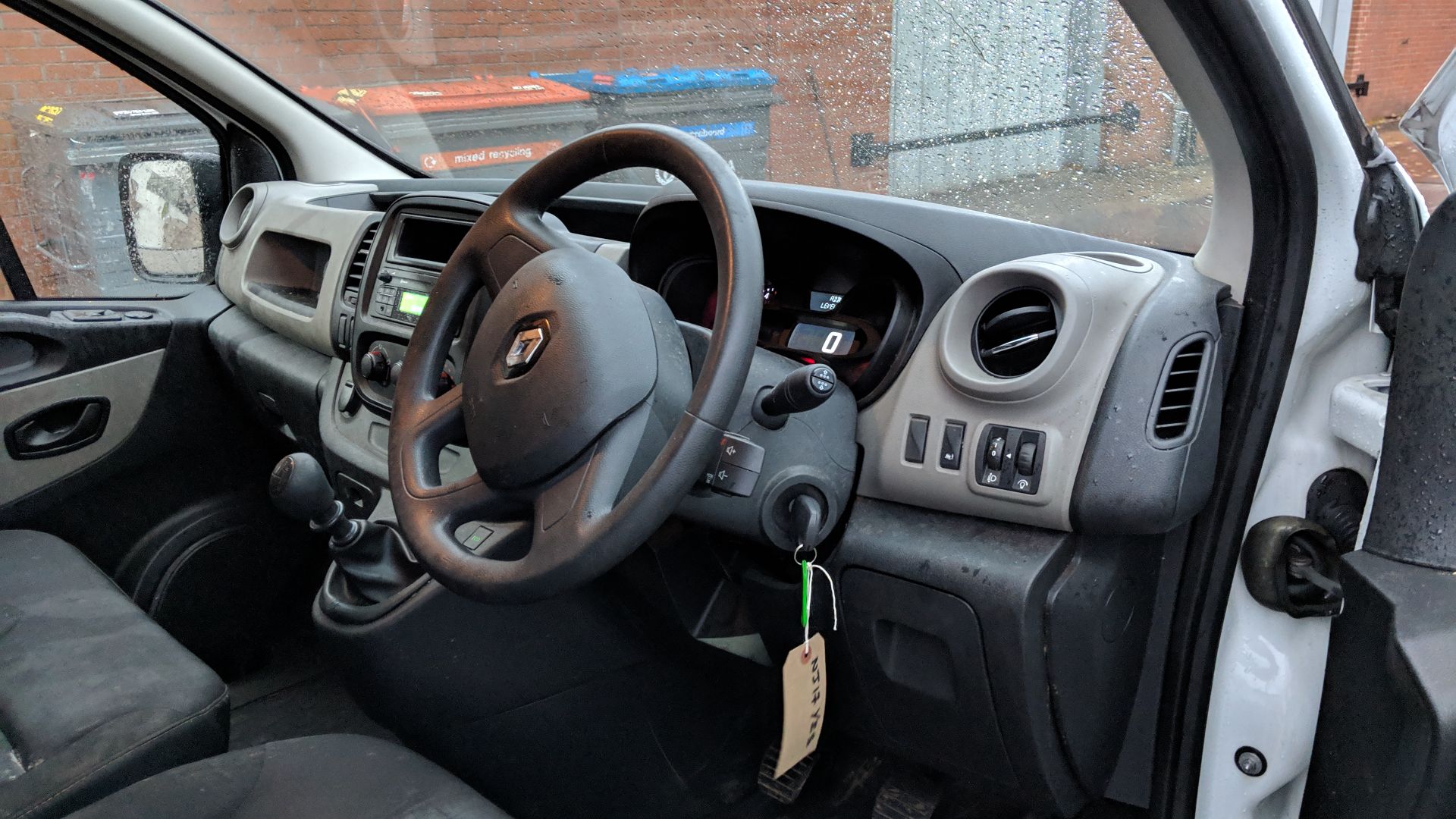 2017 Renault Trafic SL27 DCi 120 Business panel van - Image 15 of 22