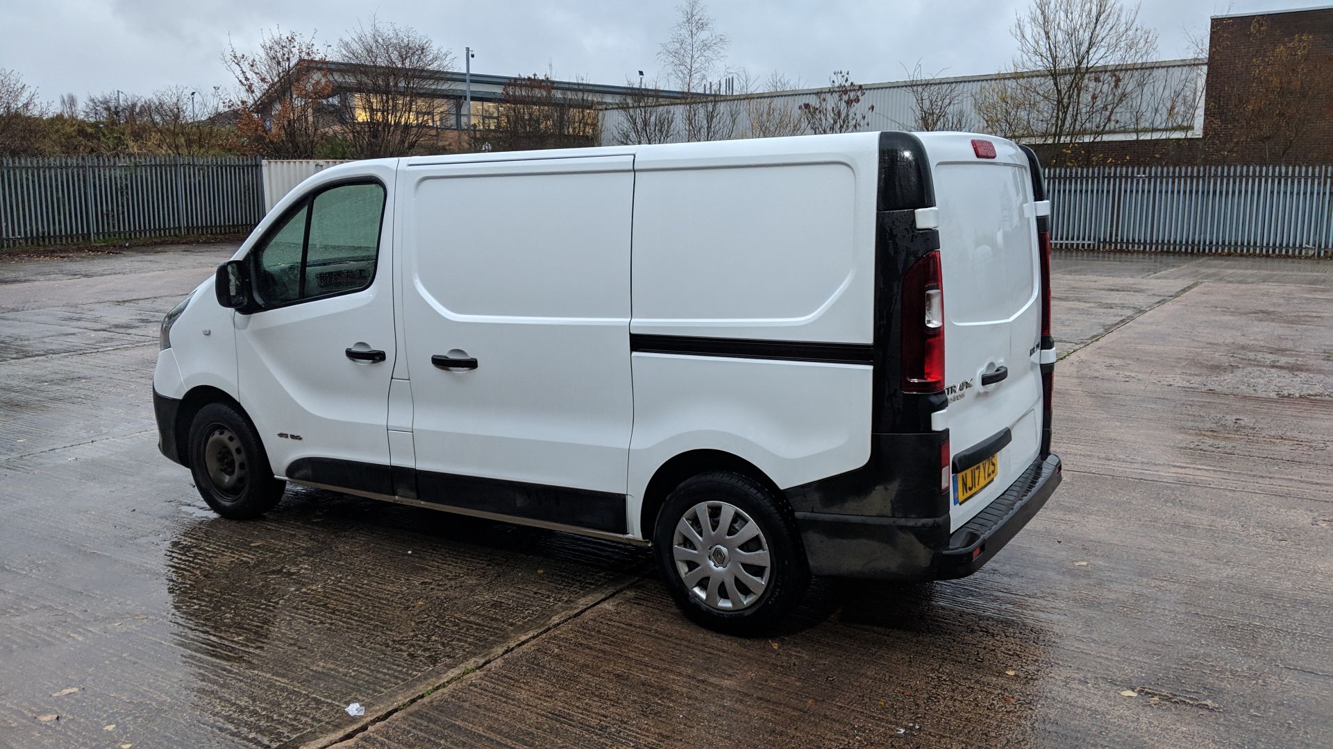 2017 Renault Trafic SL27 DCi 120 Business panel van - Image 3 of 22