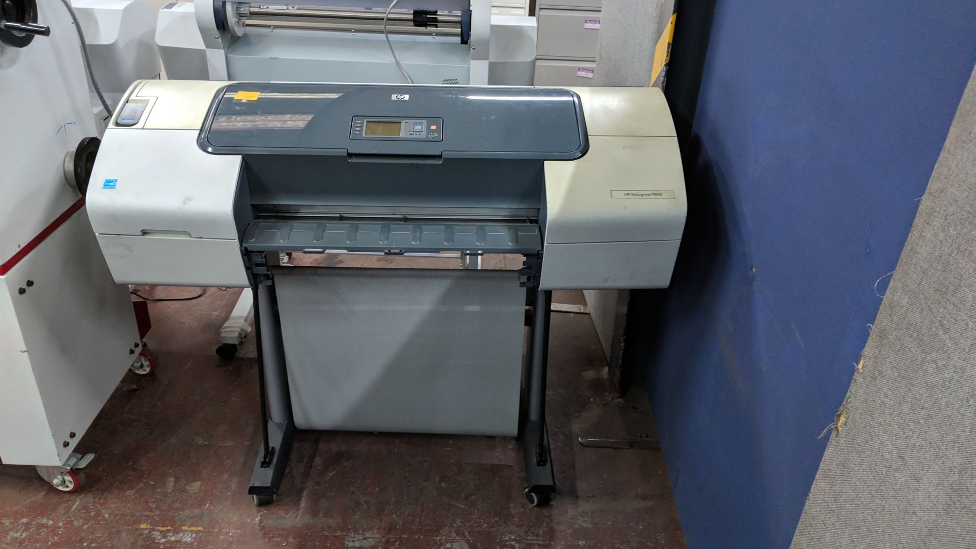 HP DesignJet T610 24" wide format printer, serial no. MY85T3C06N, factory model Q6712A IMPORTANT: