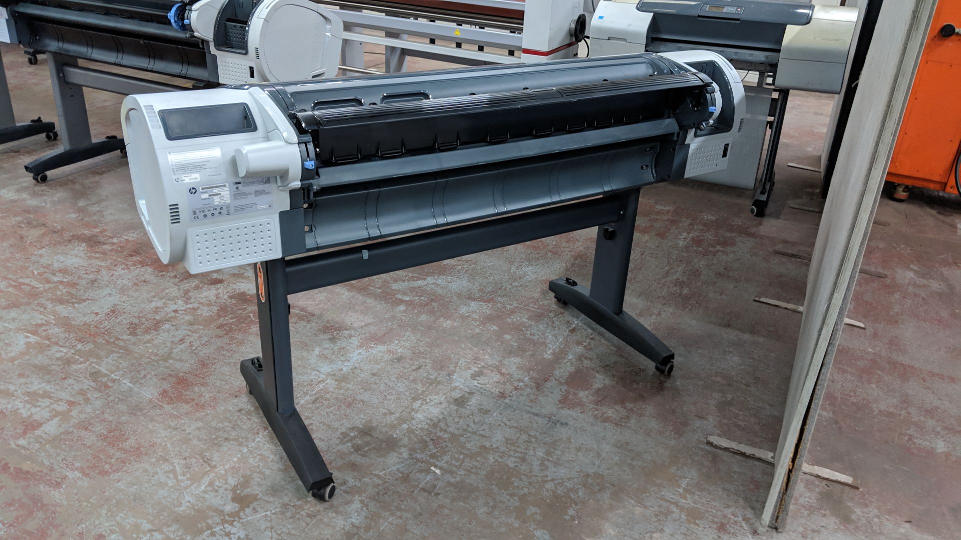 HP DesignJet T770 44" wide format printer, serial no. CN0B54H00J, product no. CH539A IMPORTANT: - Image 6 of 9