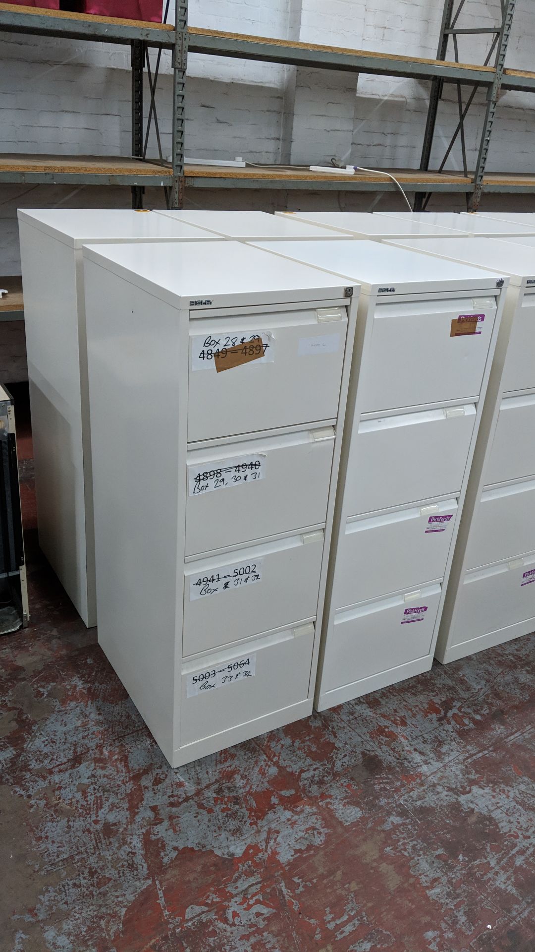 4 off Bisley off-white metal 4 drawer filing cabinets IMPORTANT: Please remember goods - Image 2 of 6