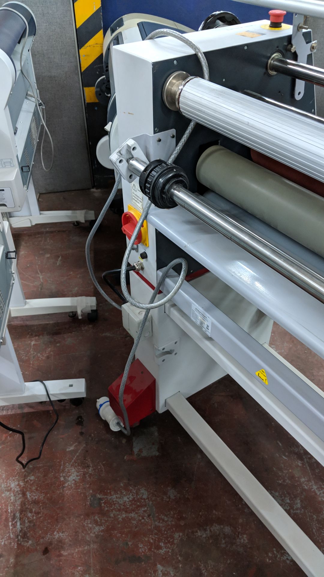 Easymount model EM-1650DH floorstanding laminator by Vivid Laminating Technologies Ltd - Image 15 of 15