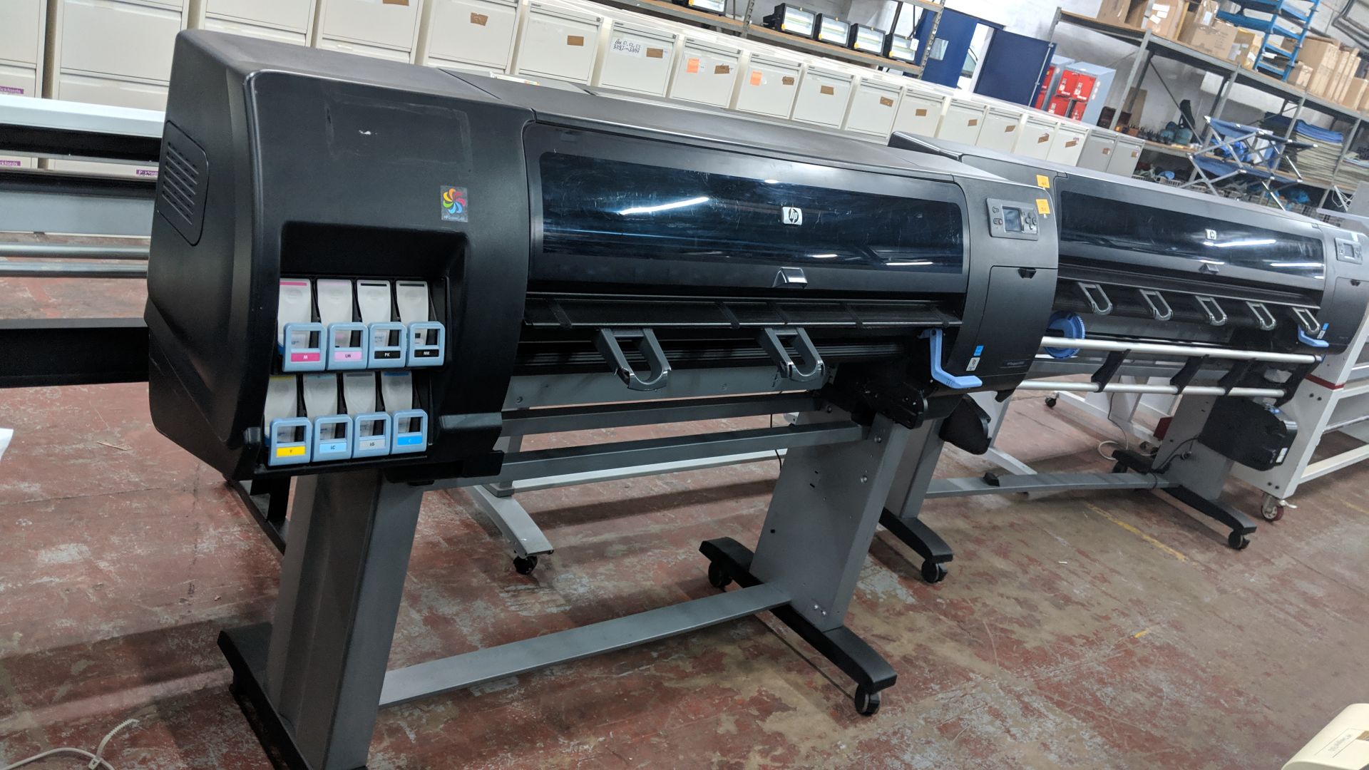 HP DesignJet Z6100 42" wide format printer, serial no. SG72Q09007, factory model Q6651Z IMPORTANT: - Image 7 of 15