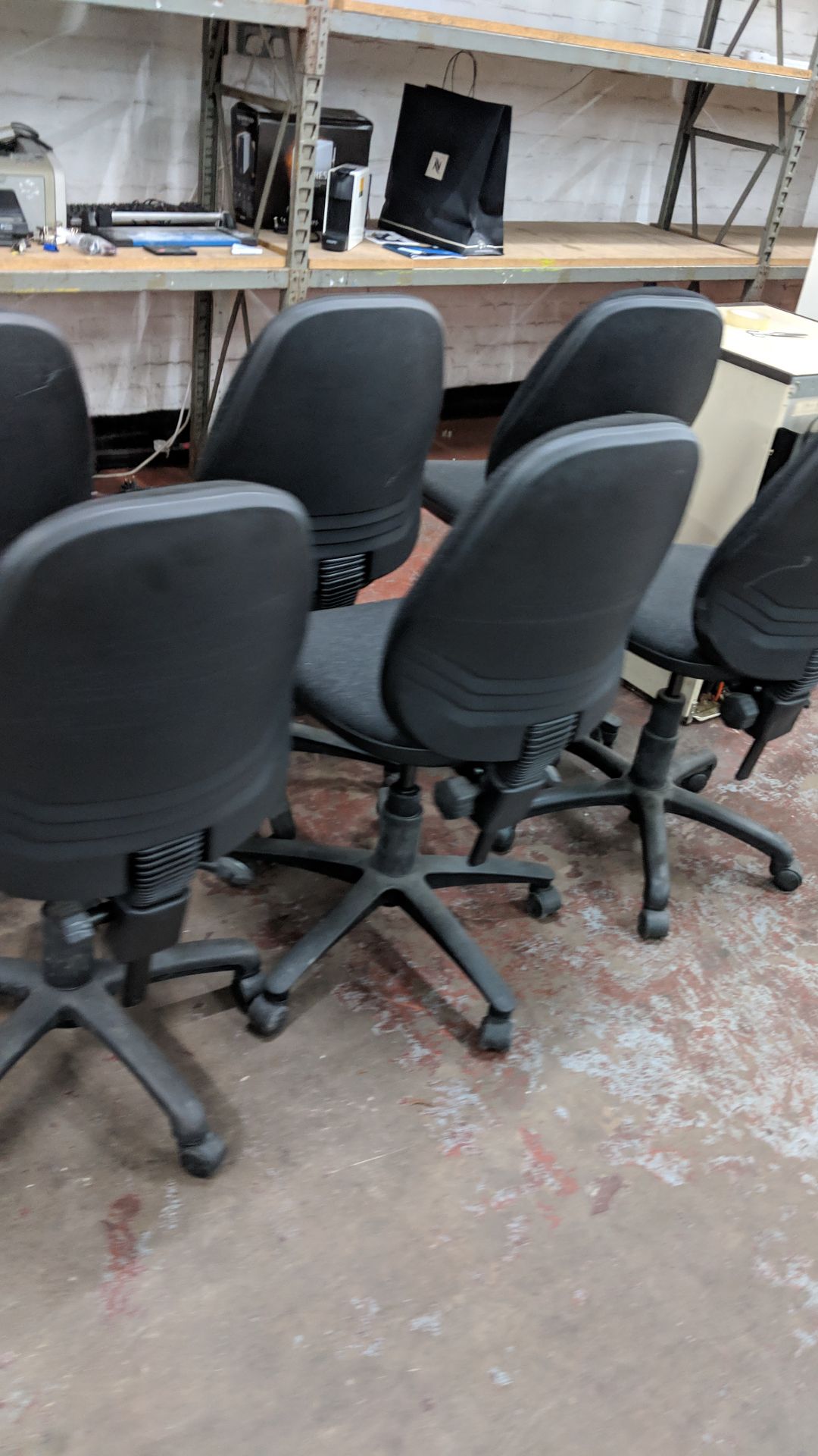 6 off dark grey tweed quality operator's chairs with multifunction hydraulic adjustments - Image 11 of 13