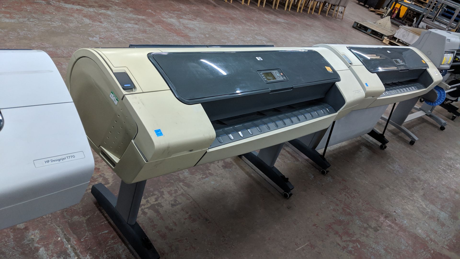 HP DesignJet T610 44" wide format printer, serial no. MY76J0C03W, factory model Q6712A IMPORTANT: - Image 4 of 8