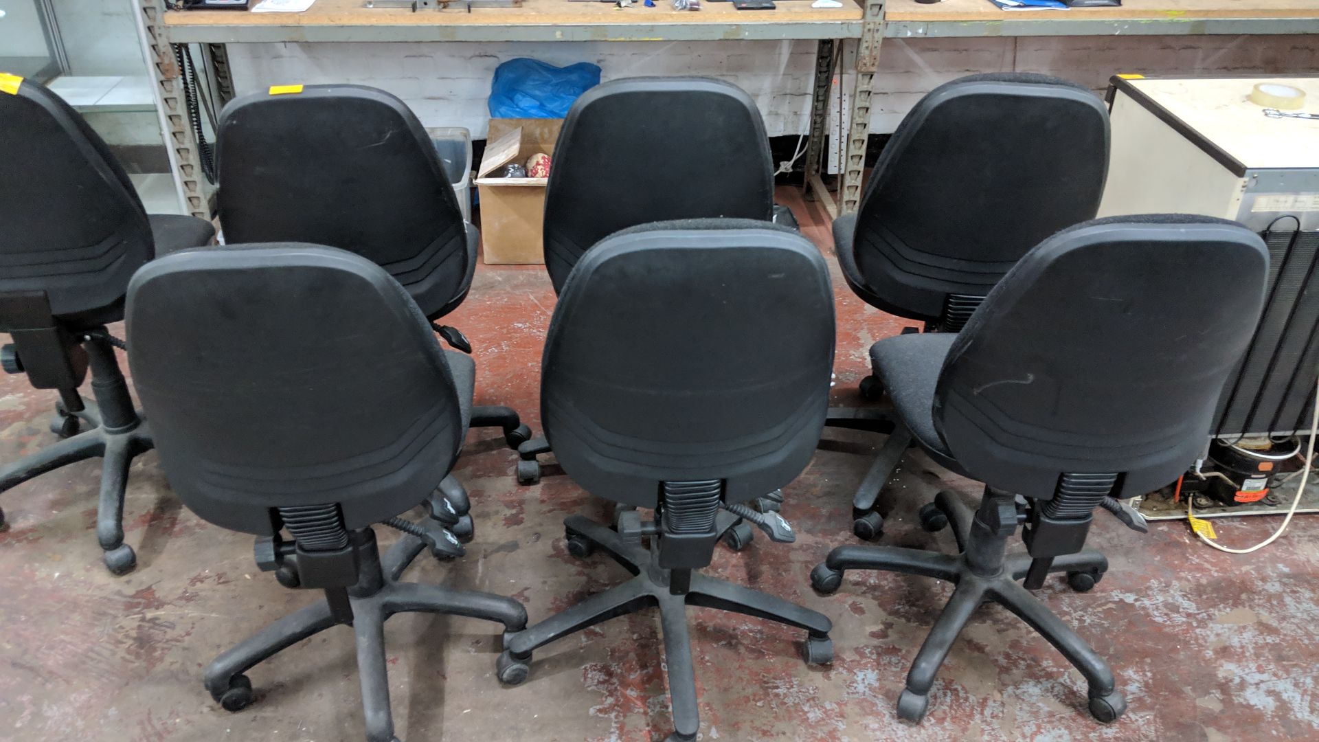 6 off dark grey tweed quality operator's chairs with multifunction hydraulic adjustments - Image 13 of 13