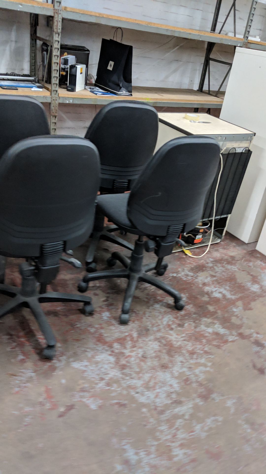 6 off dark grey tweed quality operator's chairs with multifunction hydraulic adjustments - Image 12 of 13