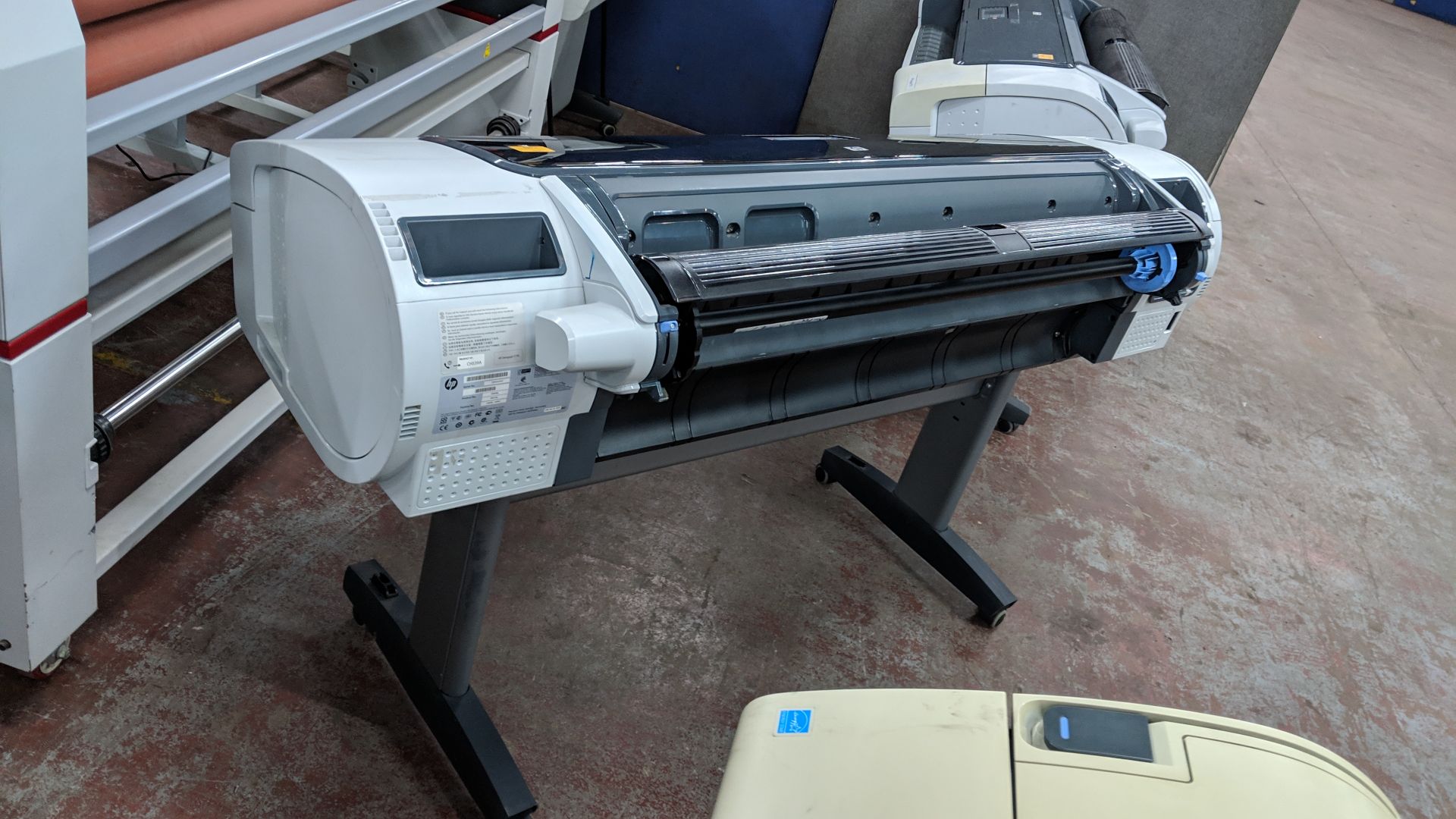 HP DesignJet T770 44" wide format printer, serial no. CN0402H02K, product no. CH539A IMPORTANT: - Image 6 of 10