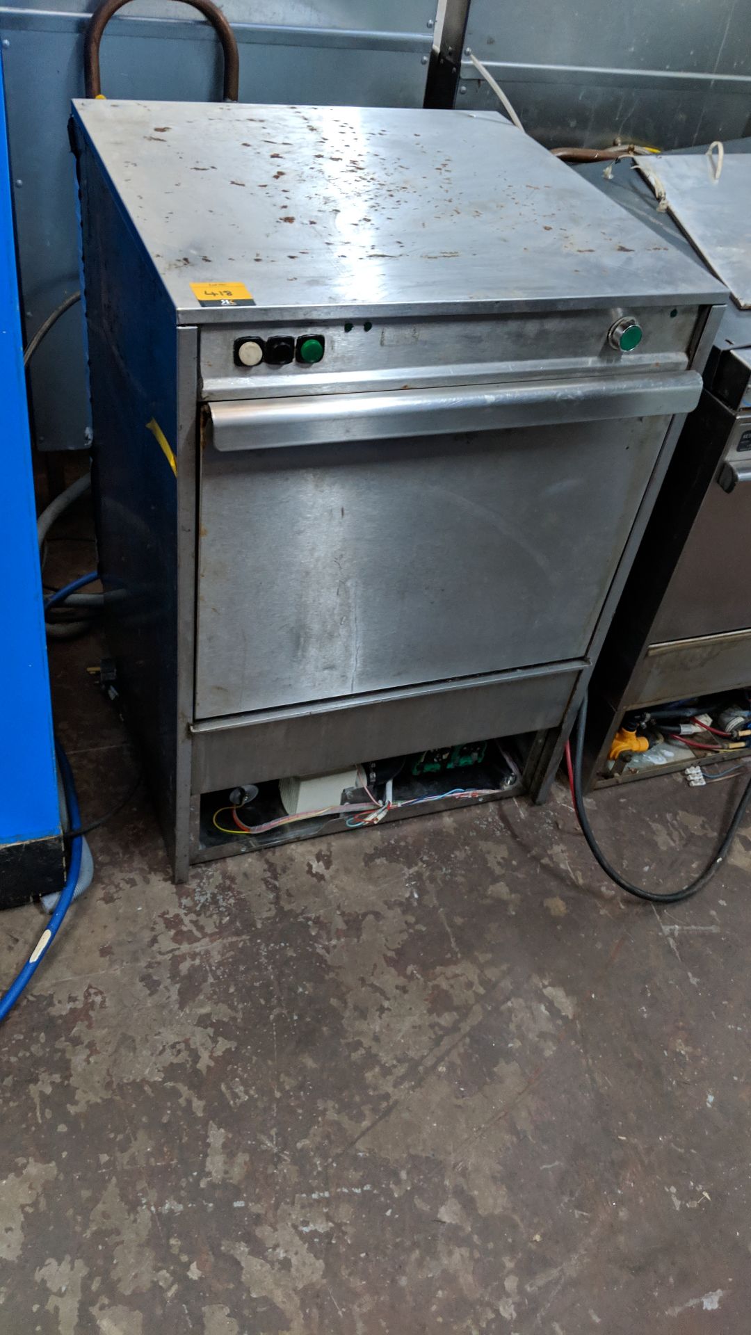 Stainless steel glasswasher IMPORTANT: Please remember goods successfully bid upon must be paid