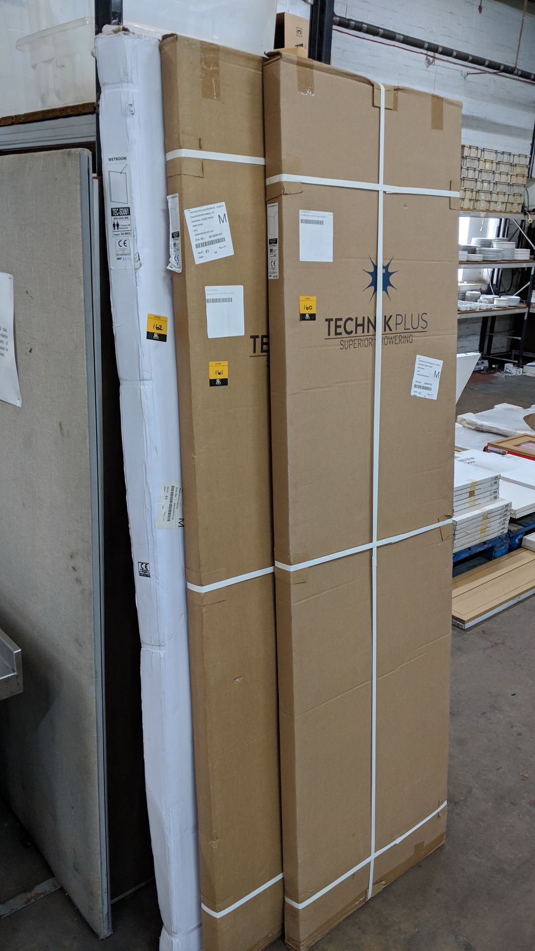 Technik Plus wet room deflector/screen 700x2000x8mm Lots 100 - 142 & 146 - 167 are being sold on - Bild 3 aus 3